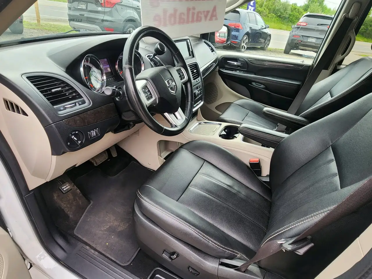 Dodge Grand Caravan photo Dodge Grand Caravan