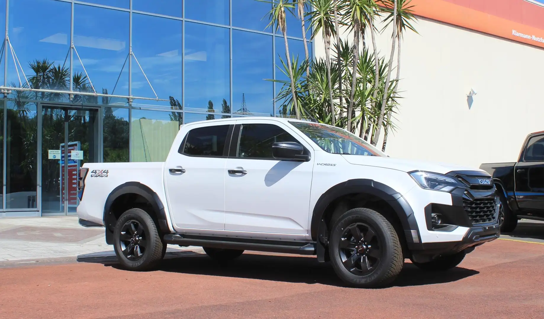 Isuzu D-Max V-Cross Double Cab 4WD Autom. MY24 Facelift Weiß - 2