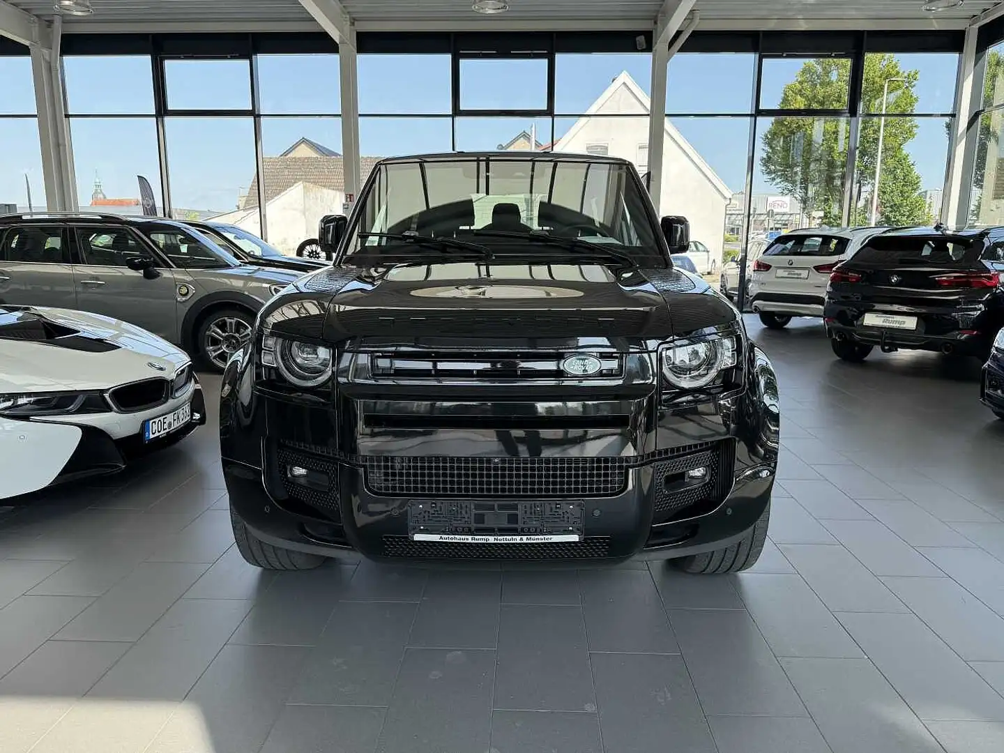 Land Rover Defender 90 X D300 Stdhzg. / Matrix-LED / 360° K Noir - 2
