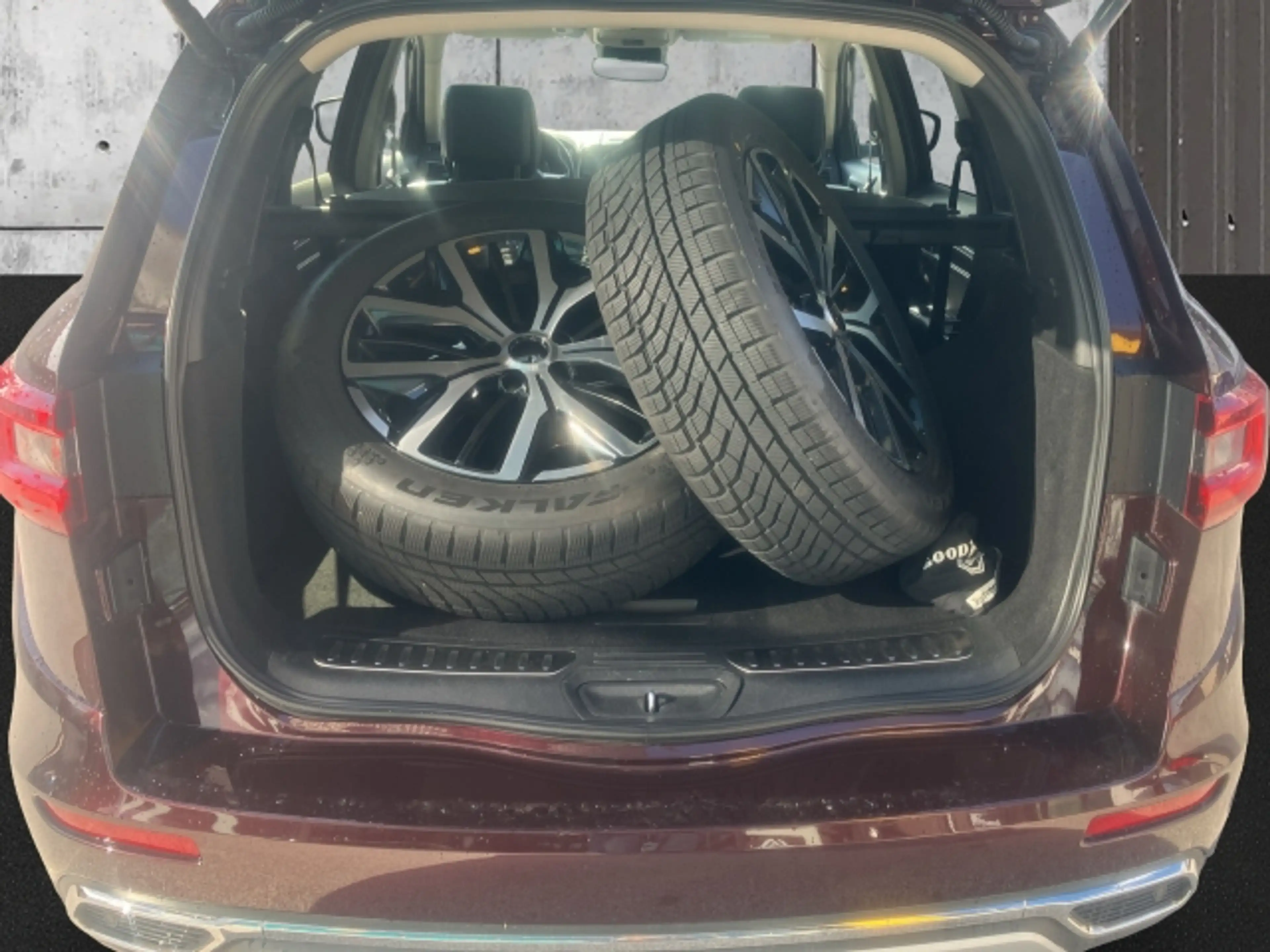Renault Koleos INTENS dCi 190 4WD — photo 8