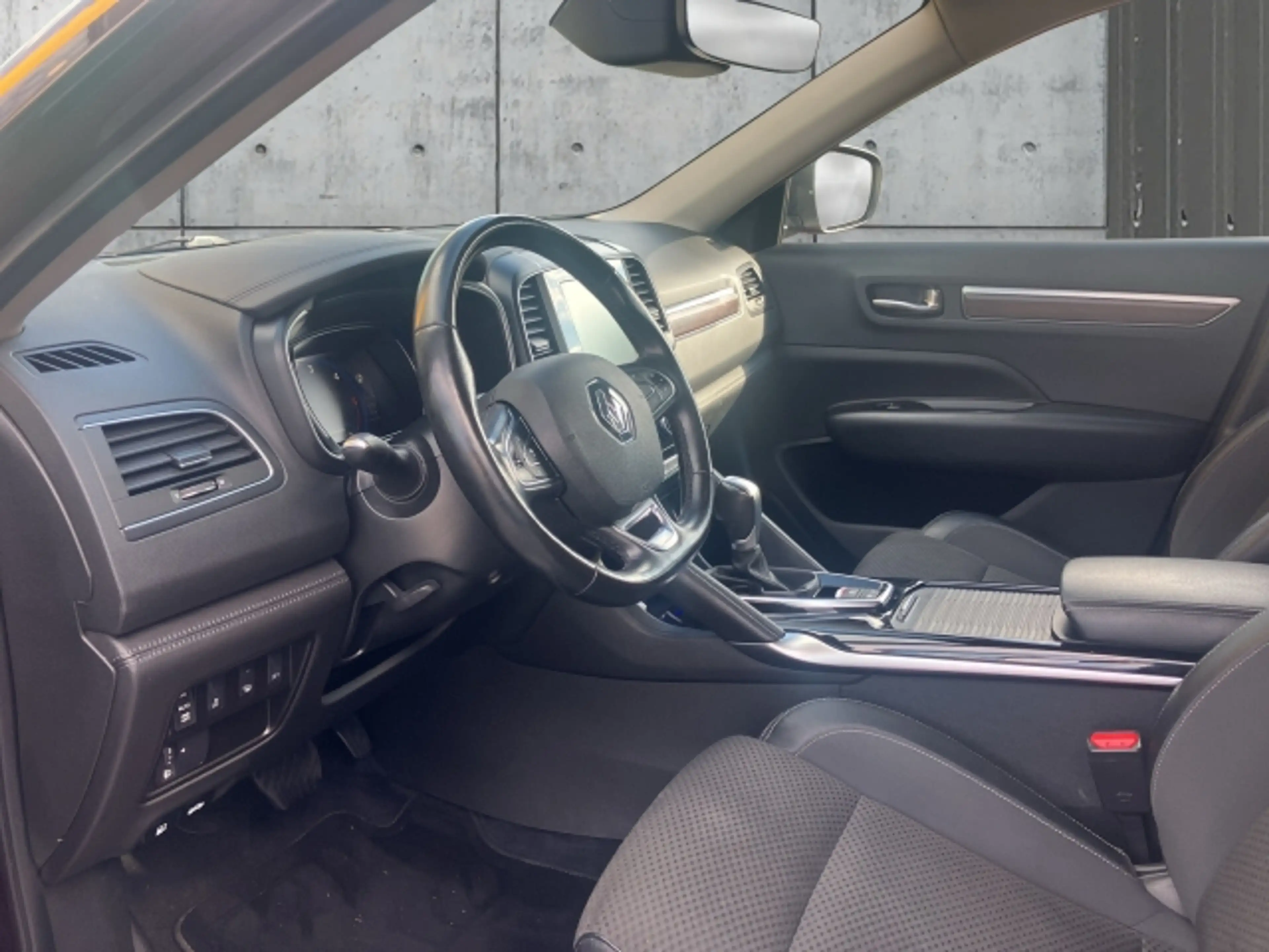 Renault Koleos INTENS dCi 190 4WD — photo 9