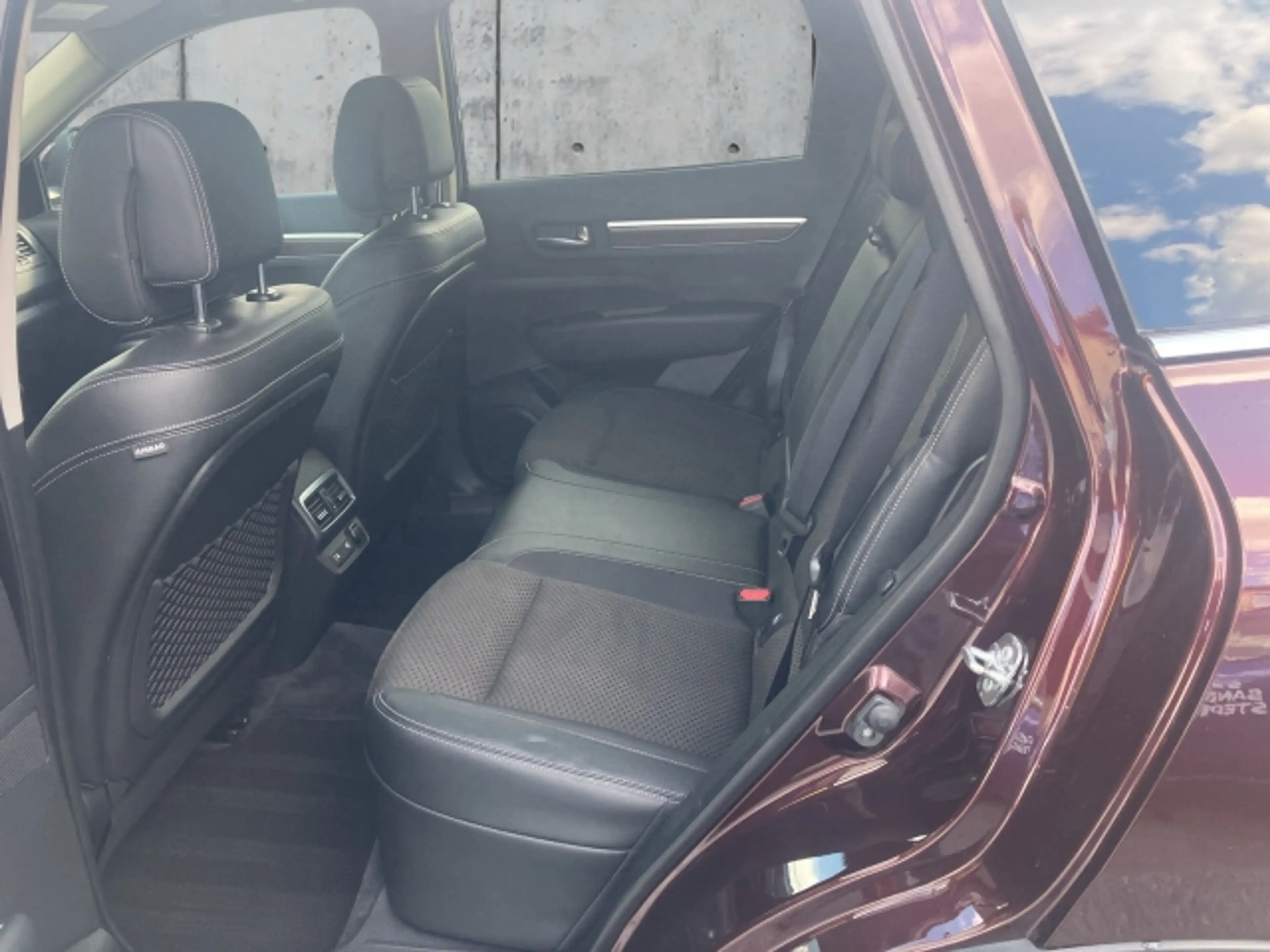Renault Koleos INTENS dCi 190 4WD — photo 10