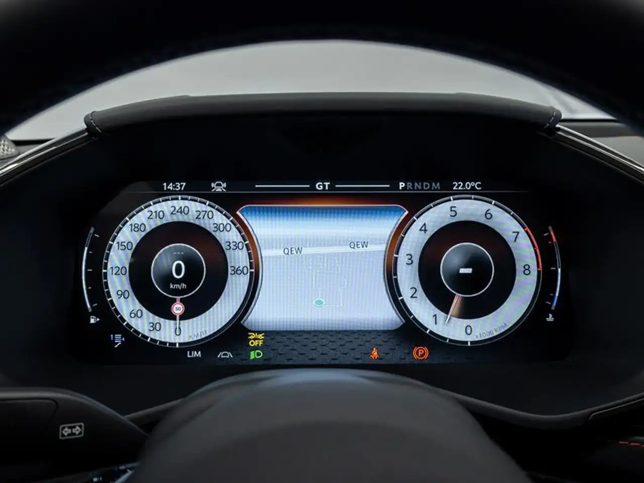 Aston Martin DBX снимка Aston Martin DBX