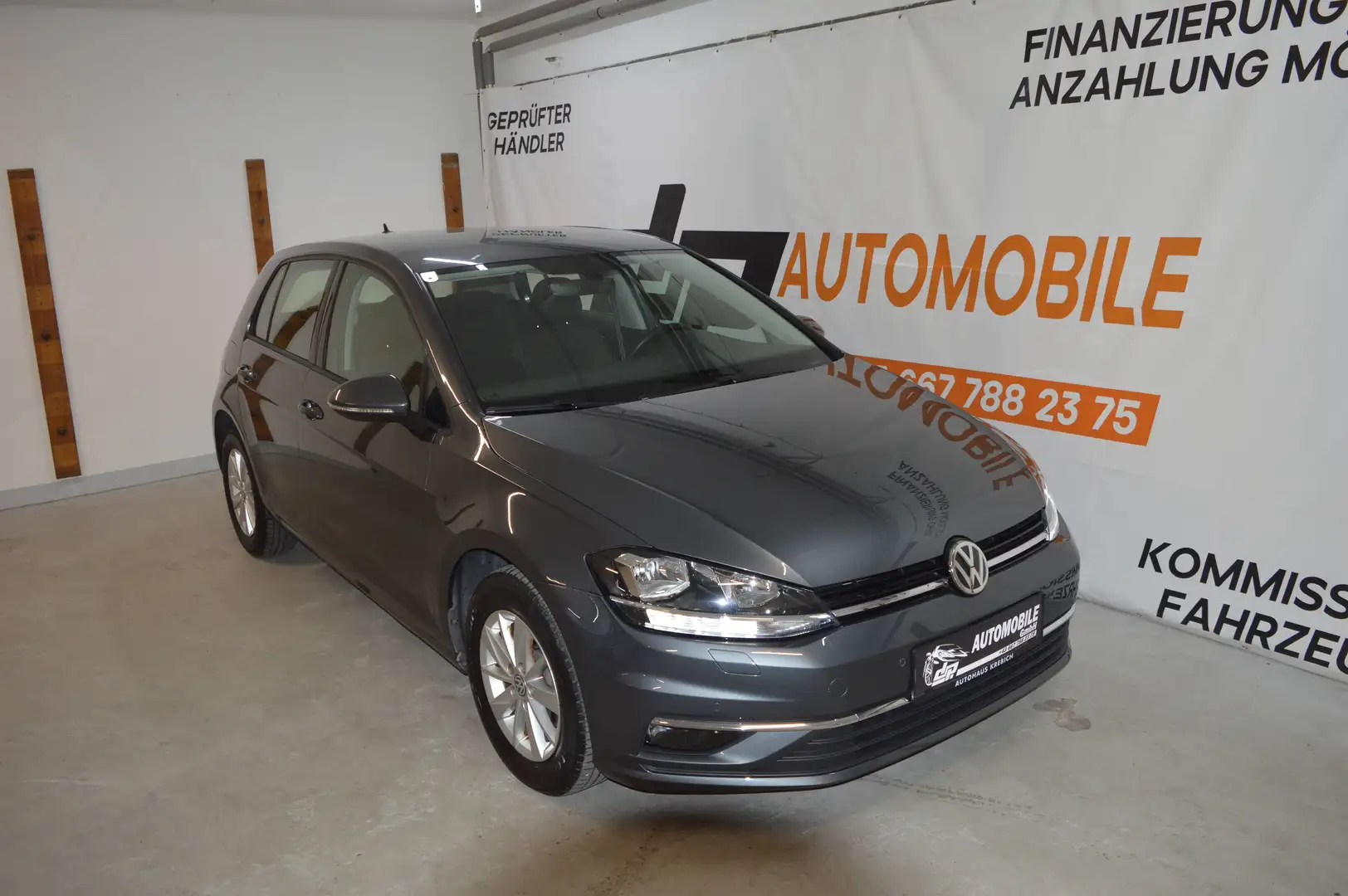 Volkswagen Golf 1,0 TSI **2.Besitz**Virtual Cockpit**ACC**Facelift**Serviceheft** Grau - 1