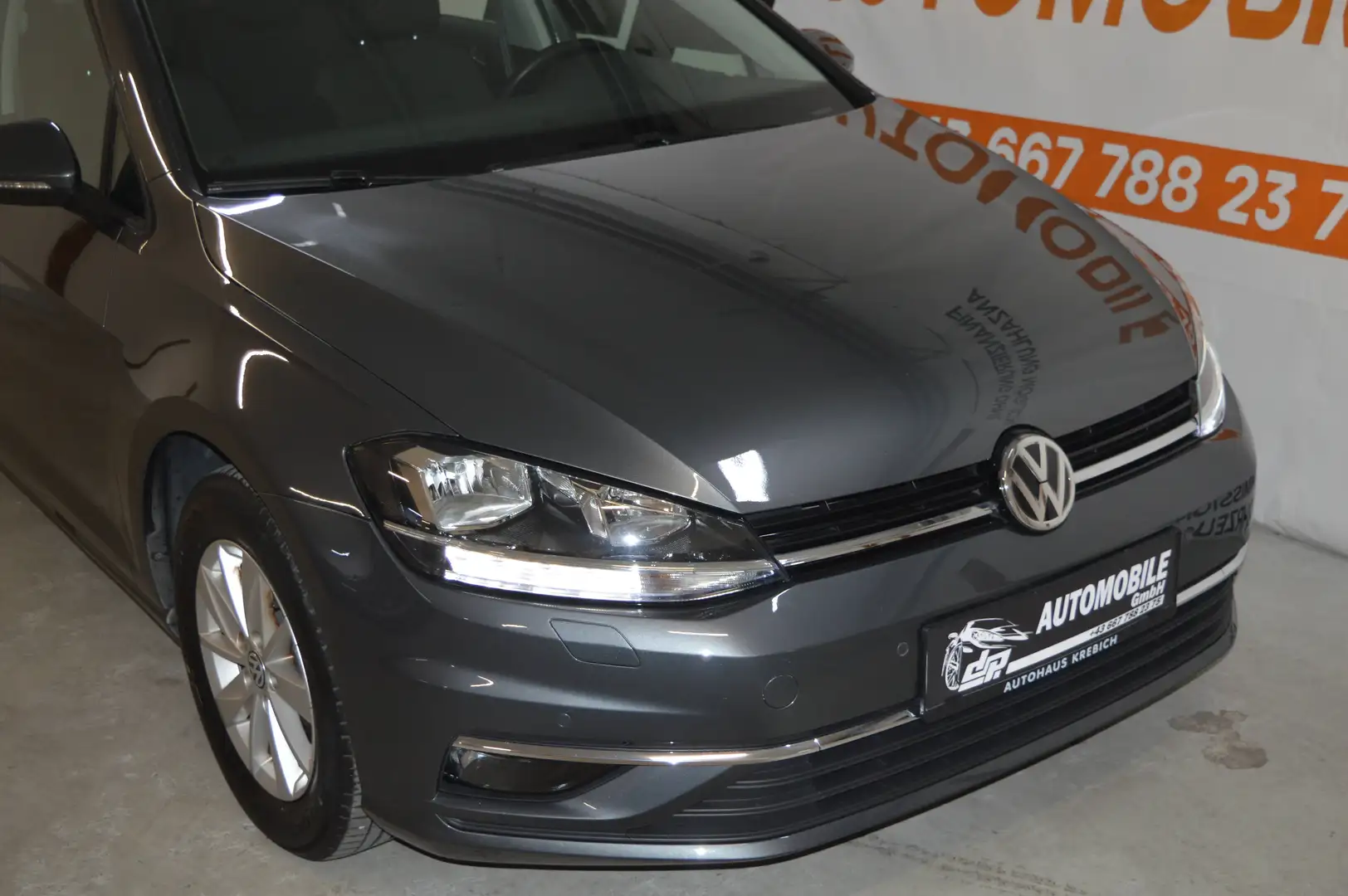 Volkswagen Golf 1,0 TSI **2.Besitz**Virtual Cockpit**ACC**Facelift**Serviceheft** Grau - 2