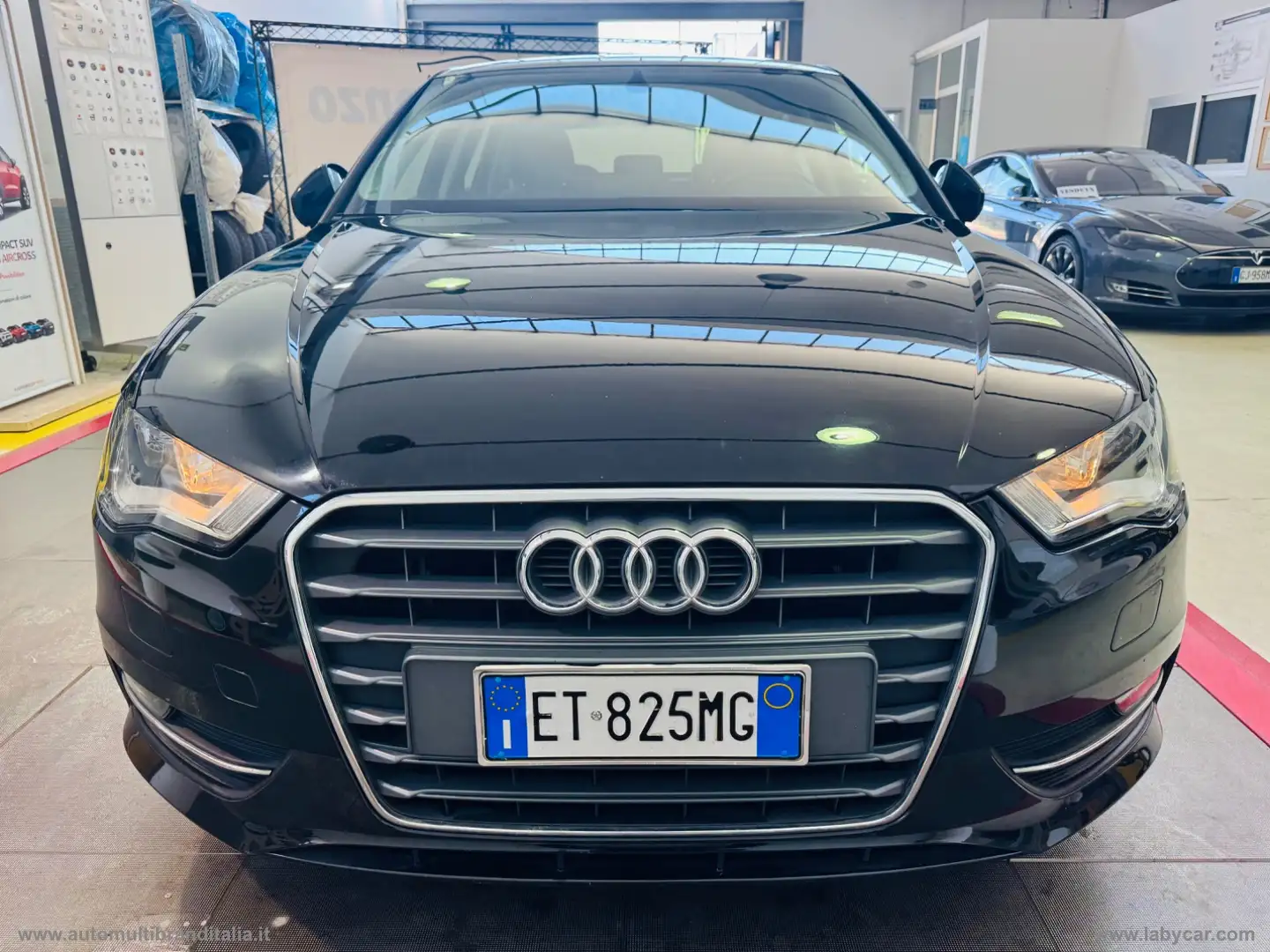 Audi A3 SPB 1.6 TDI Ambition Nero - 2