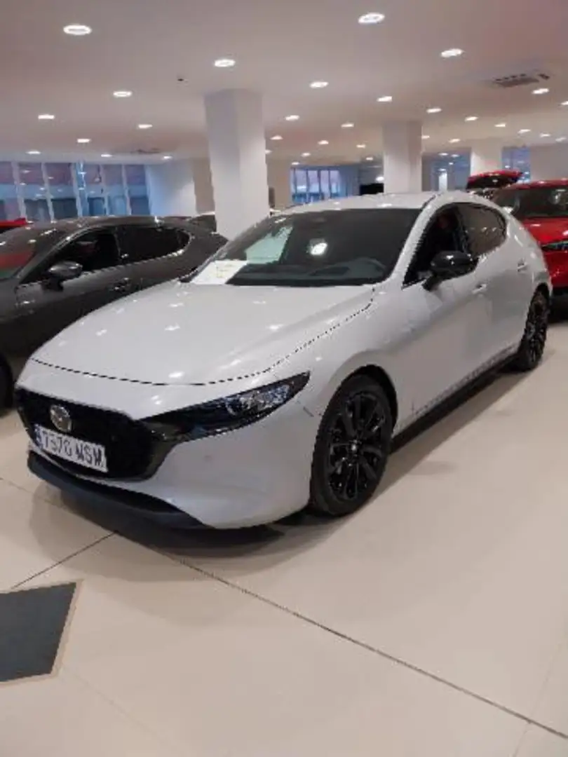 Mazda 3 2.0 E-SKYACTIV-G 90KW NAGISA 122 5P - 2