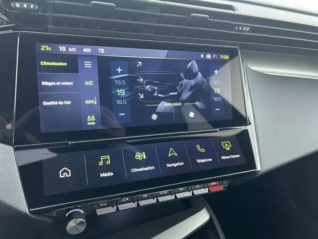 Peugeot 408 view 13