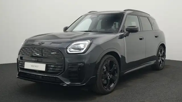 MINI Countryman SE All4 John Cooper Works Trim