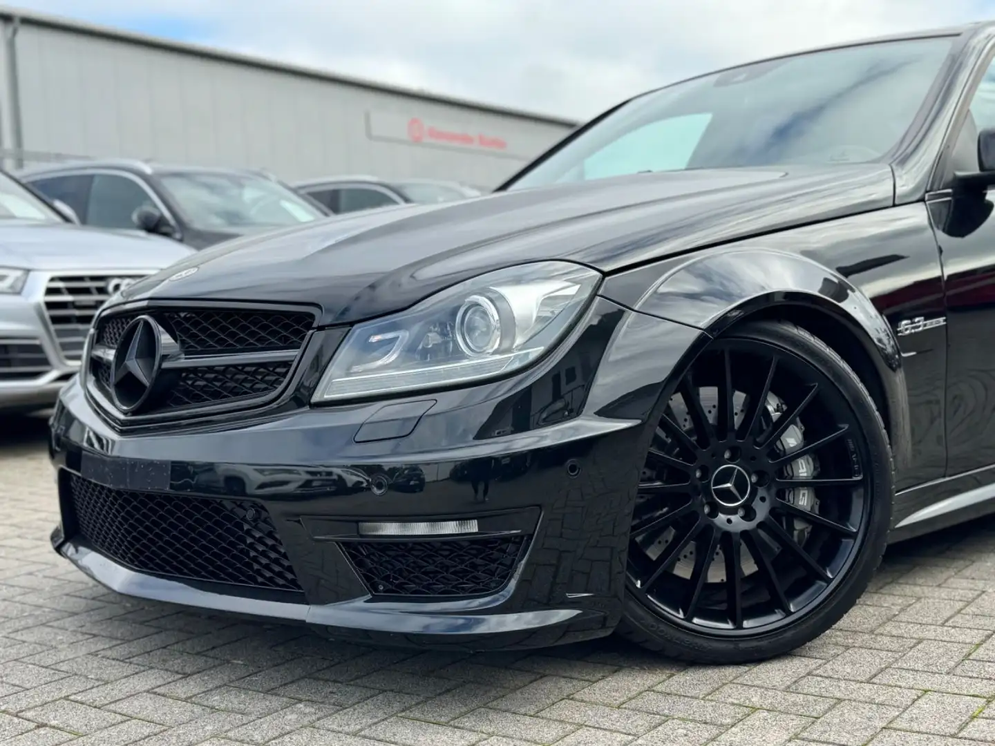 Mercedes-Benz C 63 AMG W204 *GSD*Navi*H&R*MB SH*Deutsches FZ* Schwarz - 2