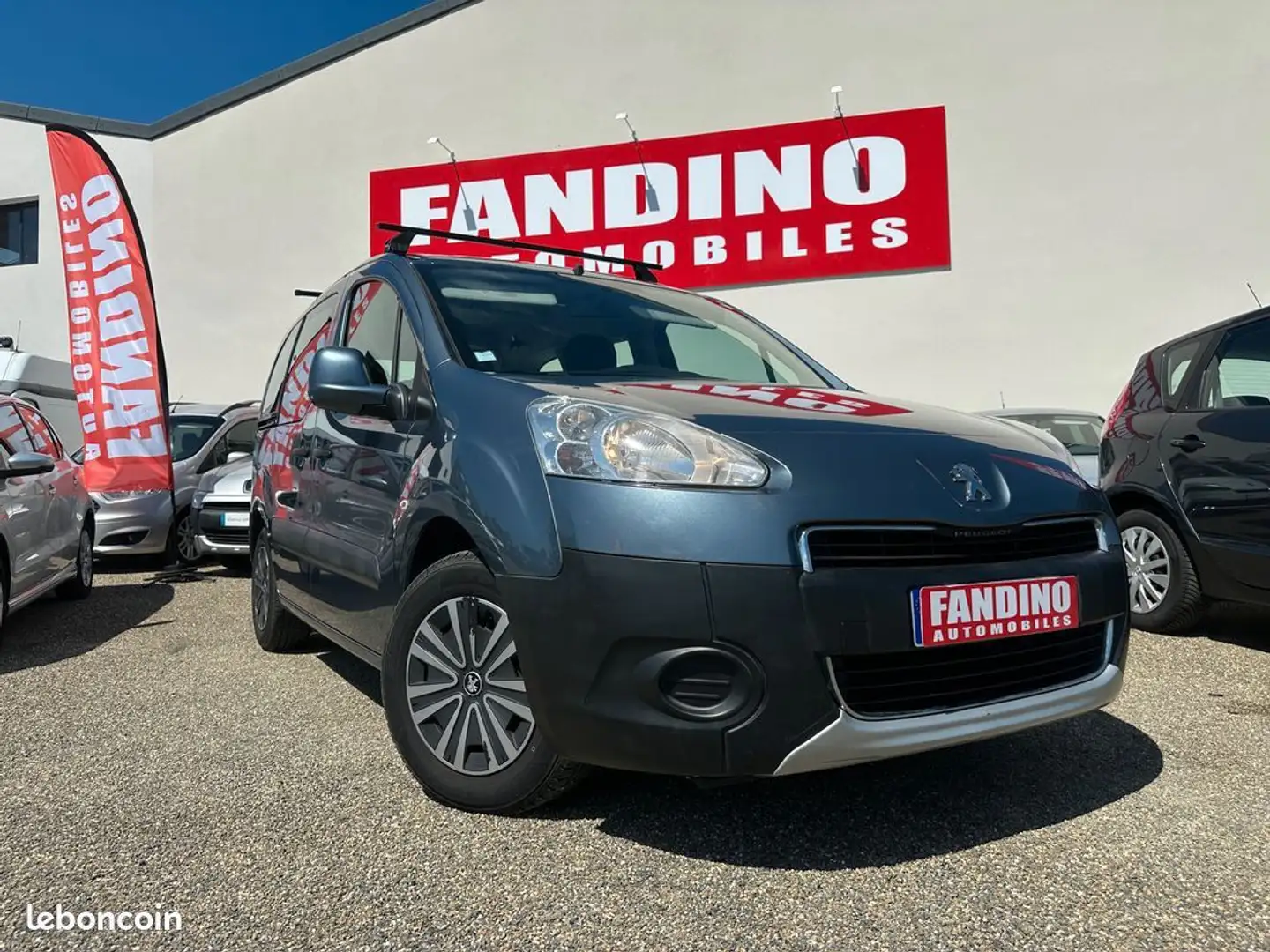 Peugeot Partner Tepee 1.6 Hdi 92Ch Active Szary - 1