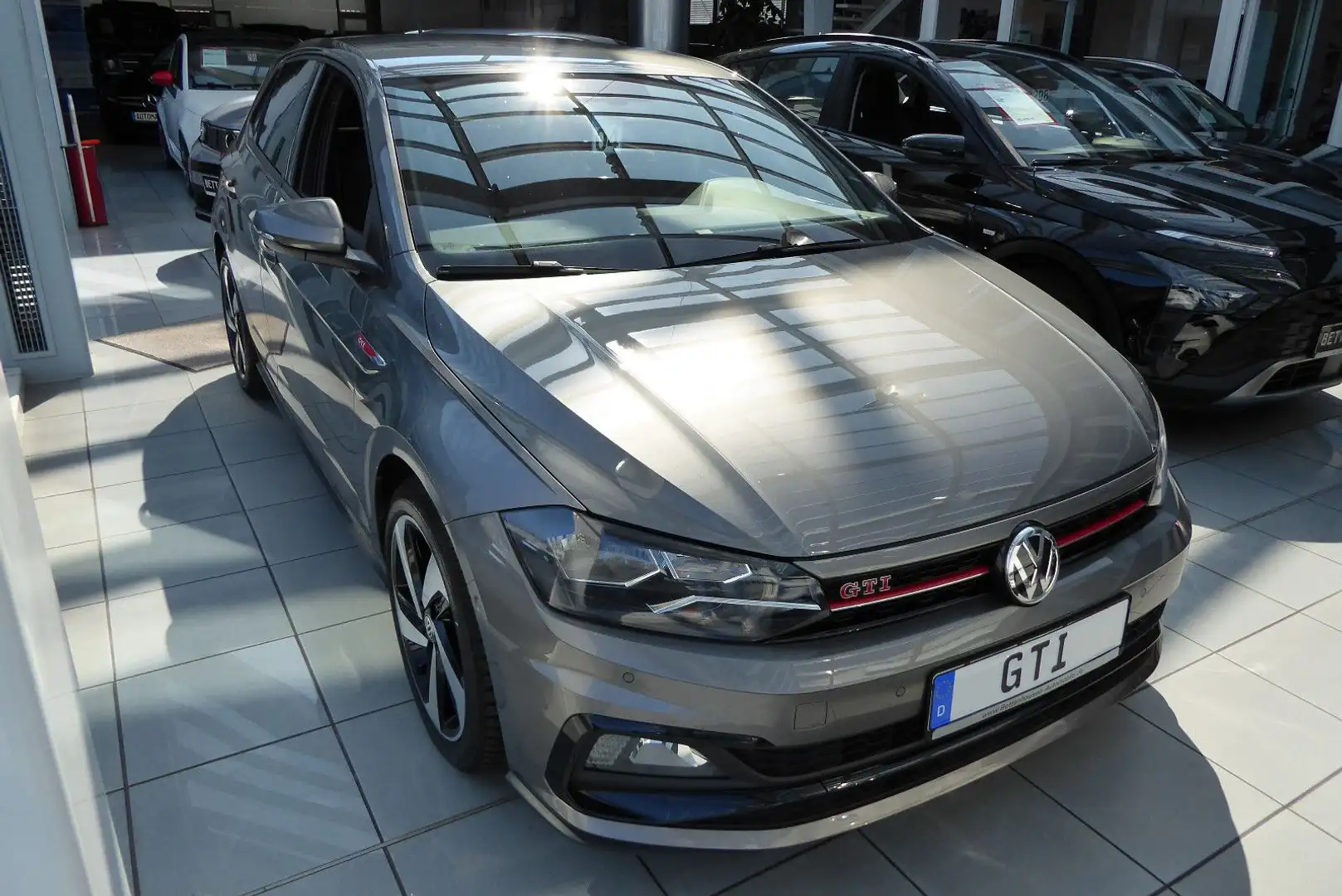 Volkswagen Polo VI GTI Grau - 2