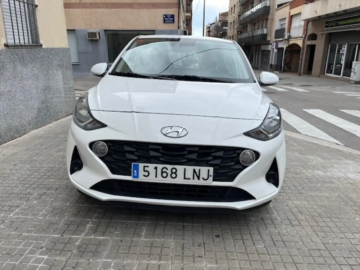 Hyundai i10 1.0 MPI Klass Blanco - 2
