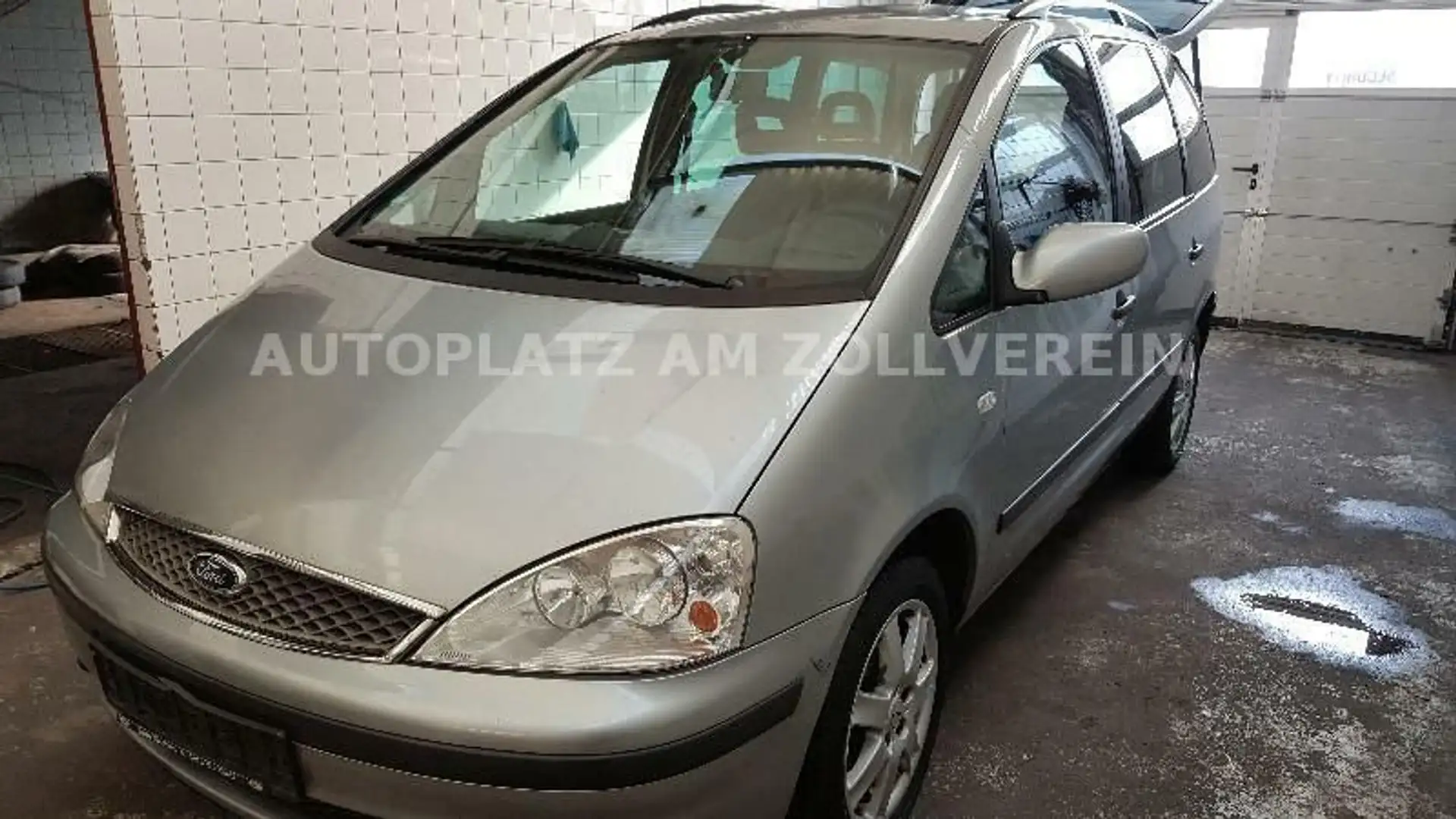 Ford Galaxy TDI Aut. Trend Gümüş rengi - 1