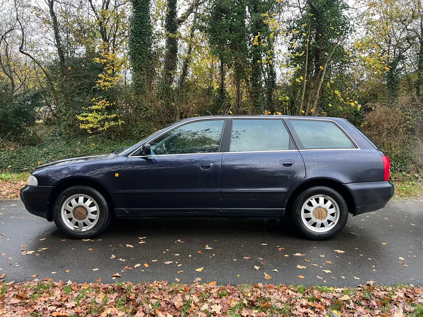 Audi A4 Avant 1.6 Advance | HAND BEDIENING | Azul - 2