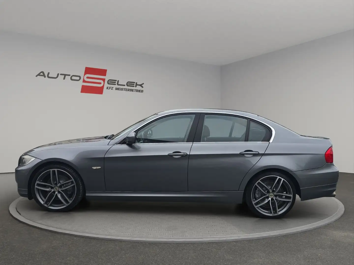 BMW 325 DIESEL + NAVIGATION + TEMPOMAT + SITZHEIZUNG Gris - 2