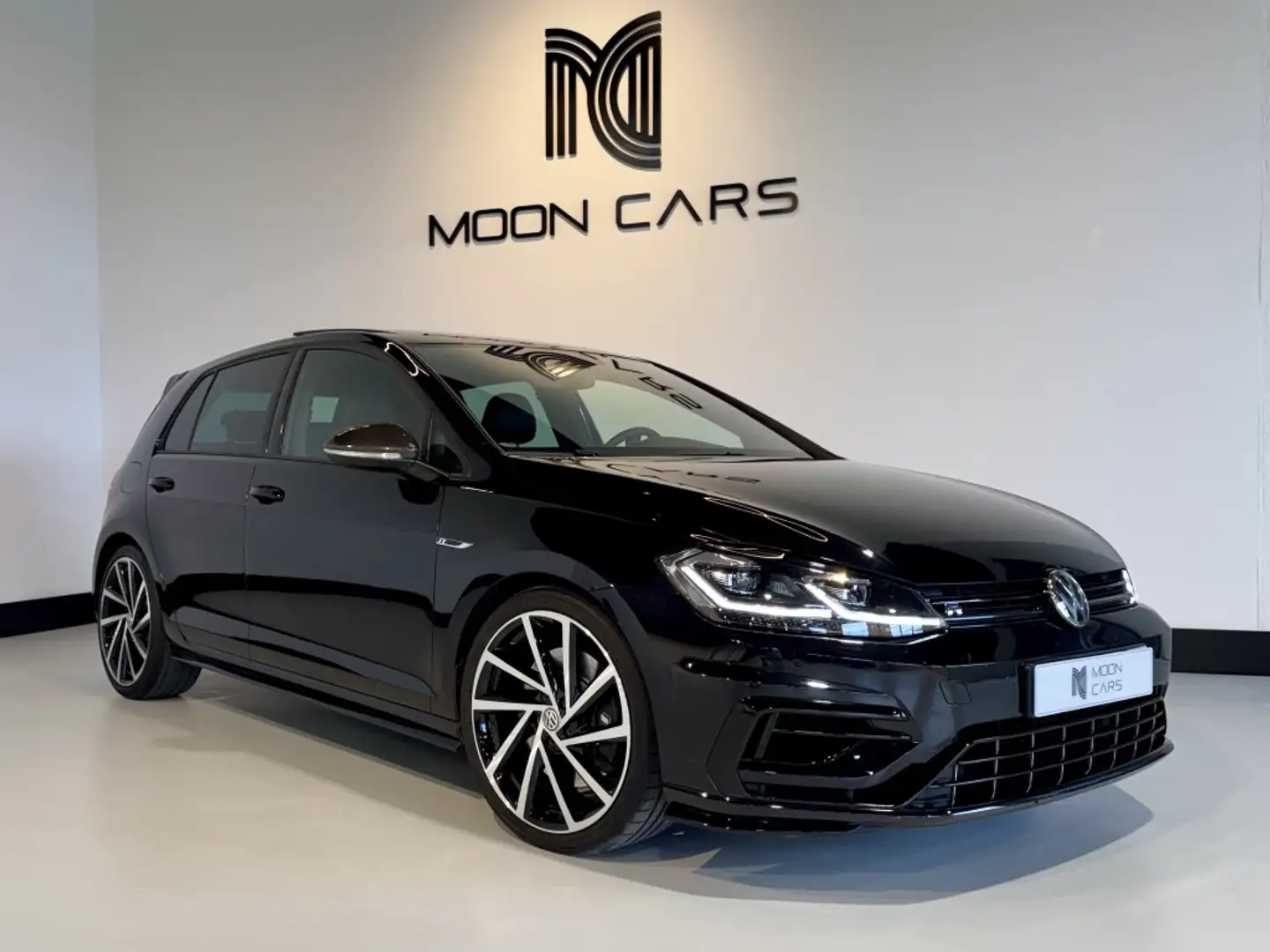 Volkswagen Golf 2.0 TSI R DSG7 221kW Noir - 1