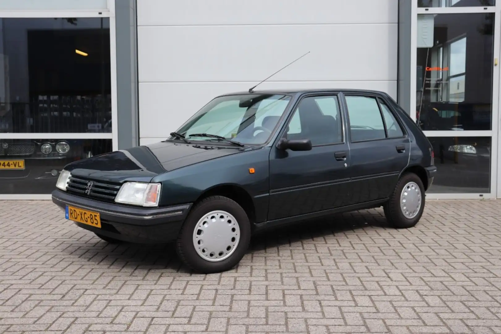 Peugeot 205 1.4 GENERATION / 1E EIGENAAR / ORIG.NL Groen - 1