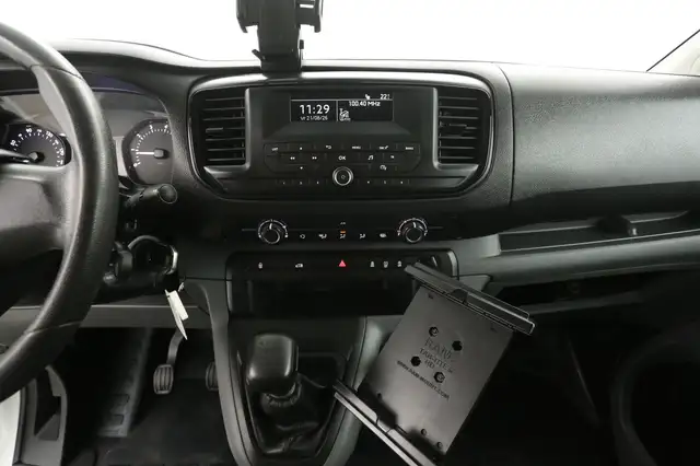 Opel Vivaro view 11