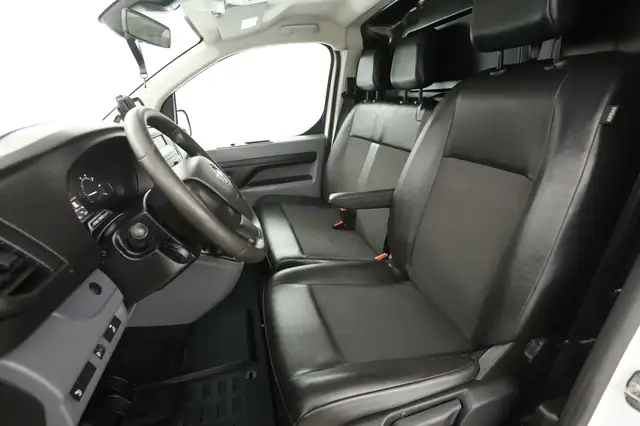 Opel Vivaro view 9