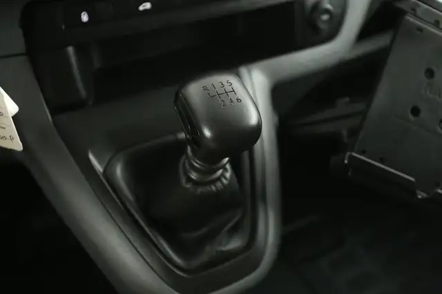 Opel Vivaro view 17