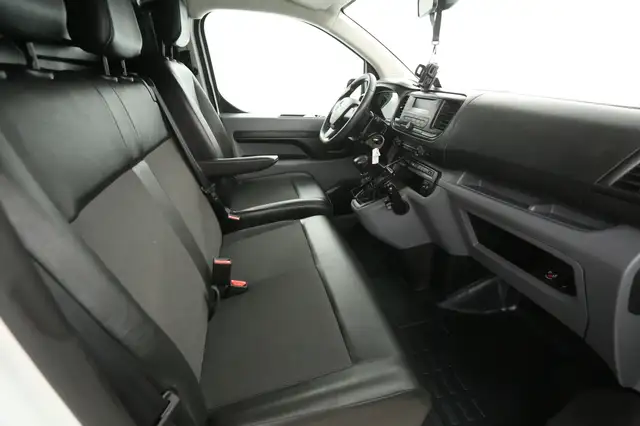 Opel Vivaro view 20