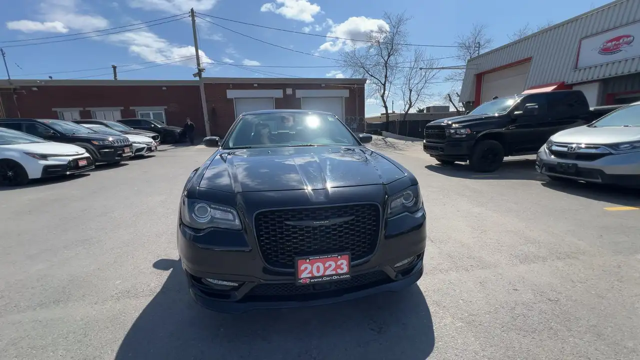 Chrysler 300 снимка Chrysler 300
