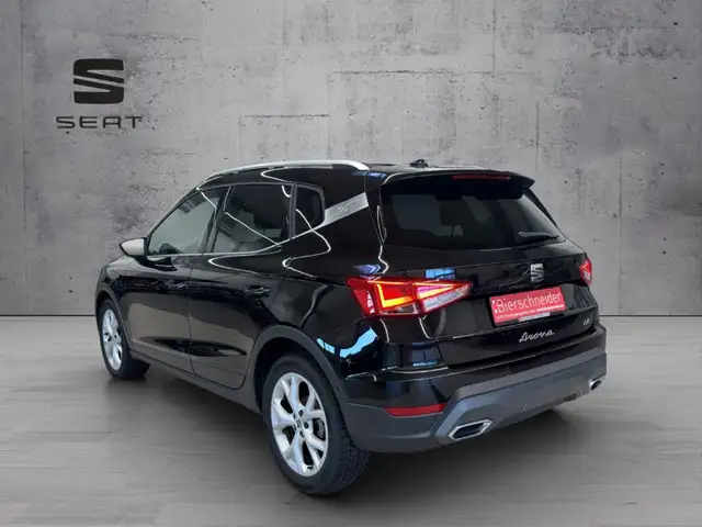 Seat Arona view 8