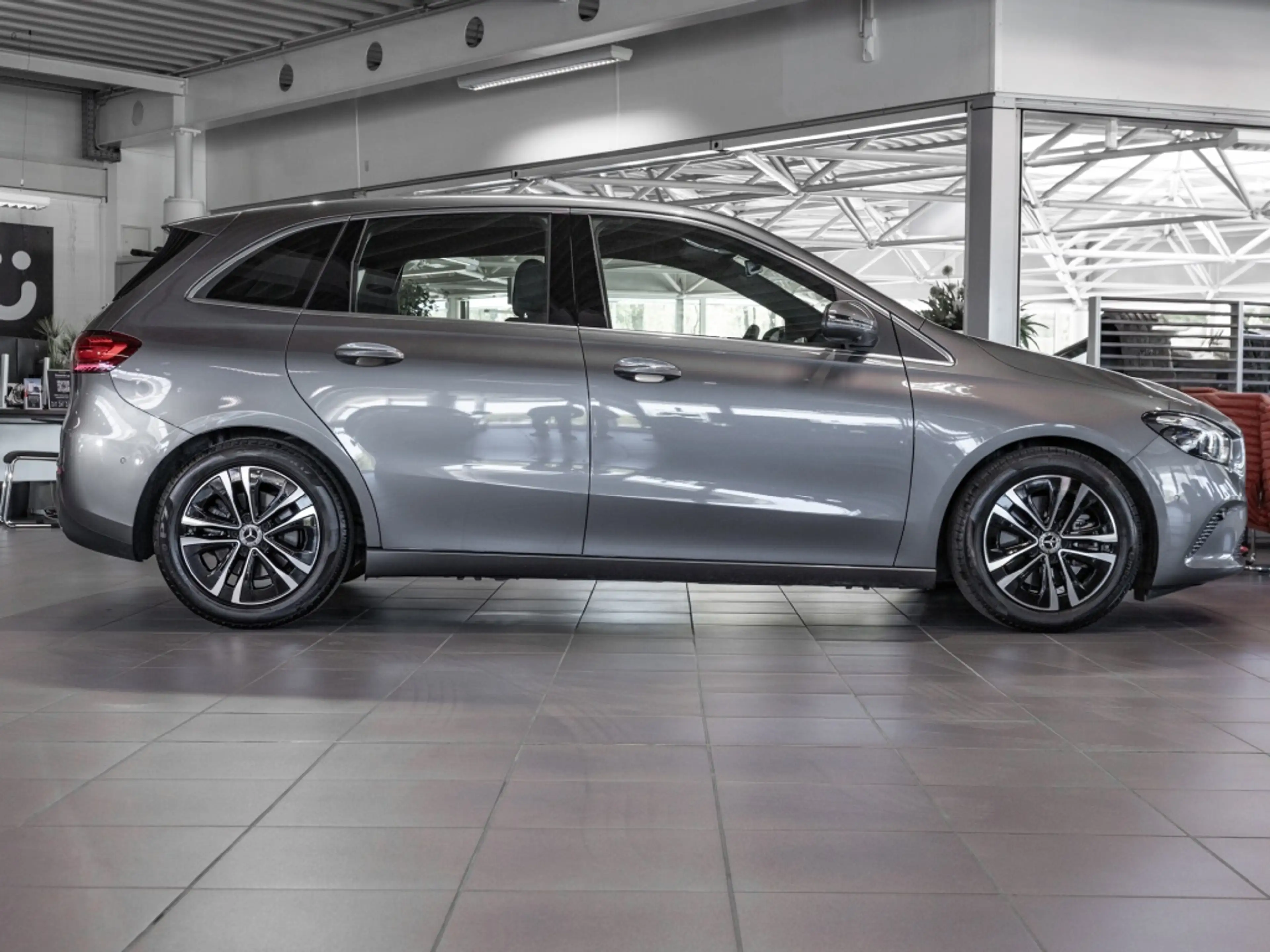 Mercedes-Benz B 220 d , PROGRESSIVE MULTI 360 KAMERA SPUR PDC — photo 4