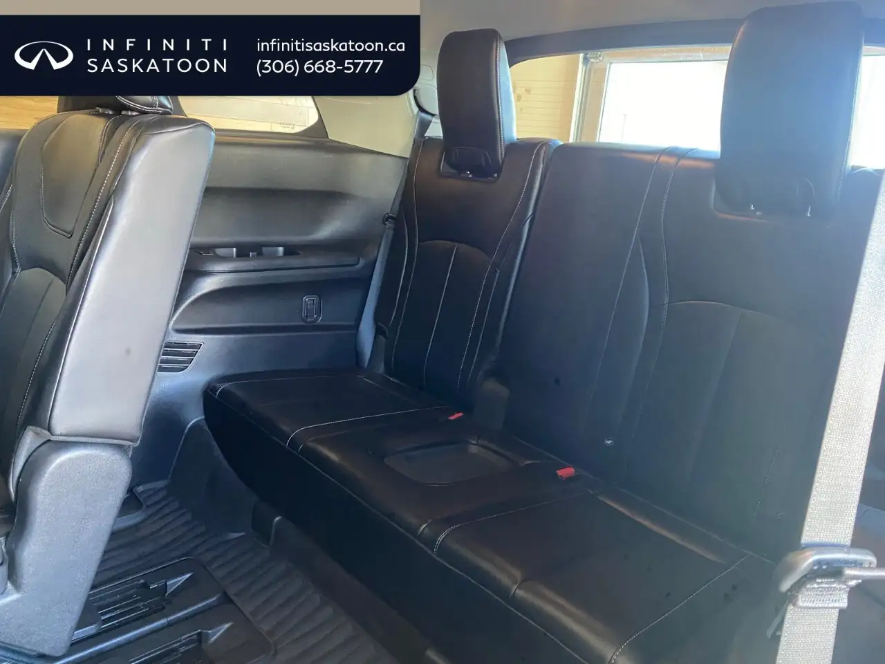 Infiniti QX60 снимка Infiniti QX60