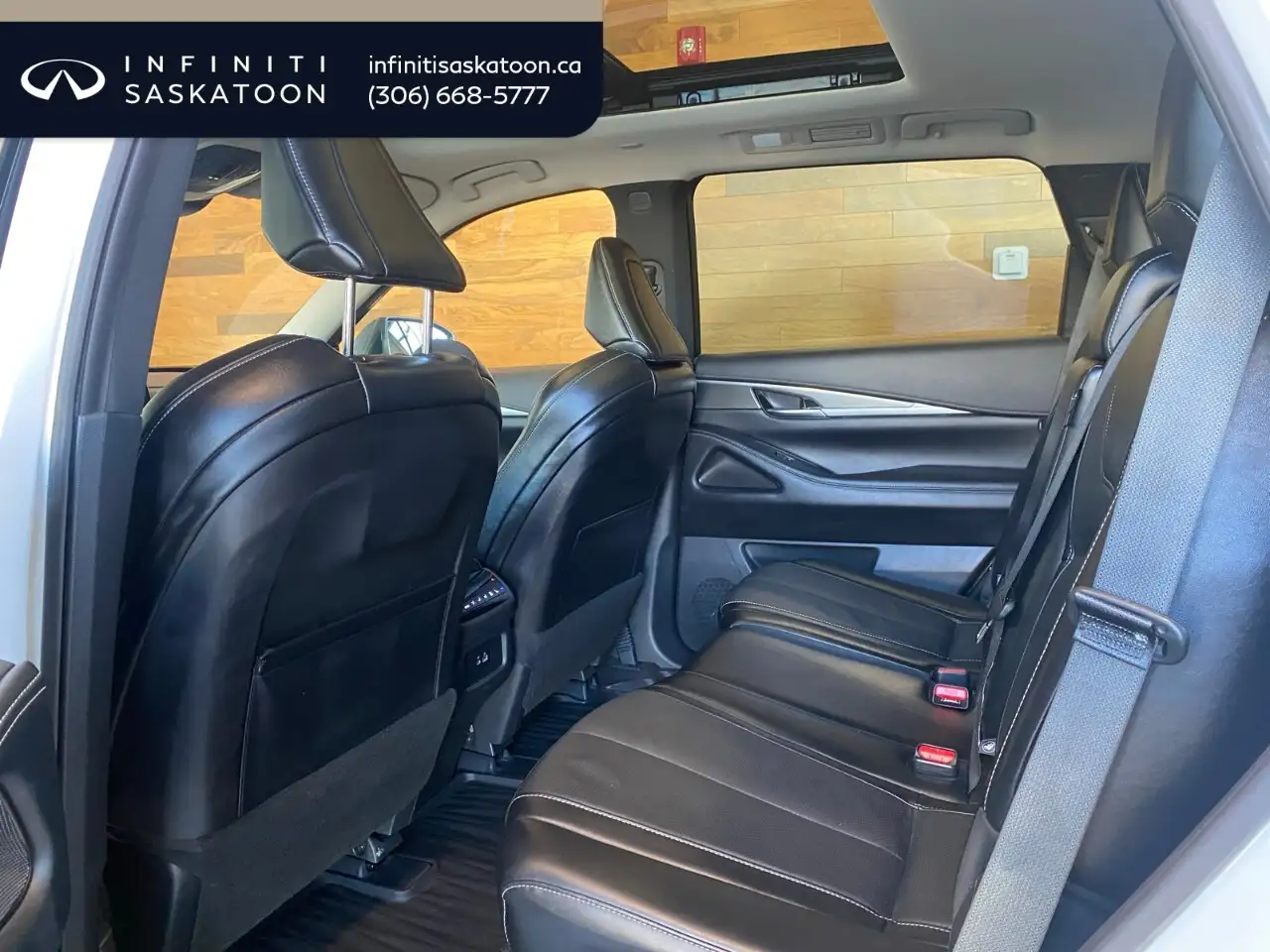 Infiniti QX60 снимка Infiniti QX60