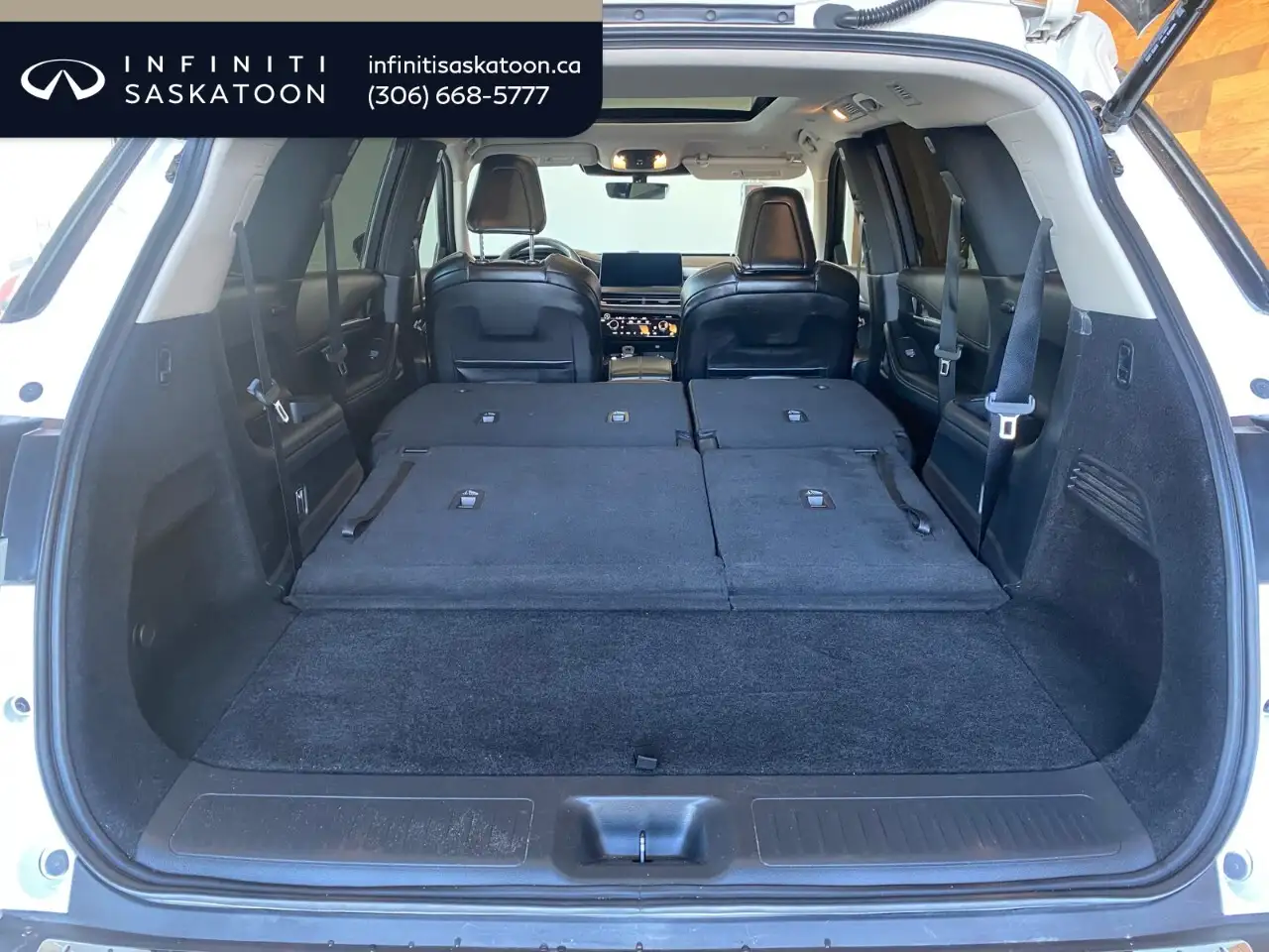 Infiniti QX60 снимка Infiniti QX60