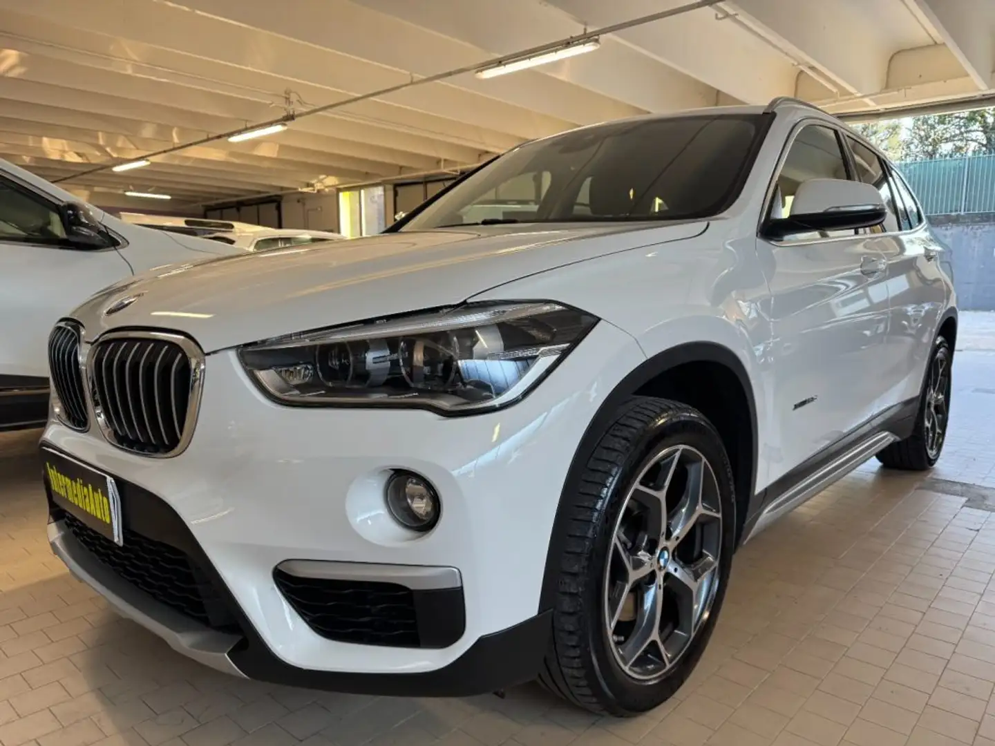 BMW X1 xDrive18d xLine ALL SERVICE BMW Bianco - 1