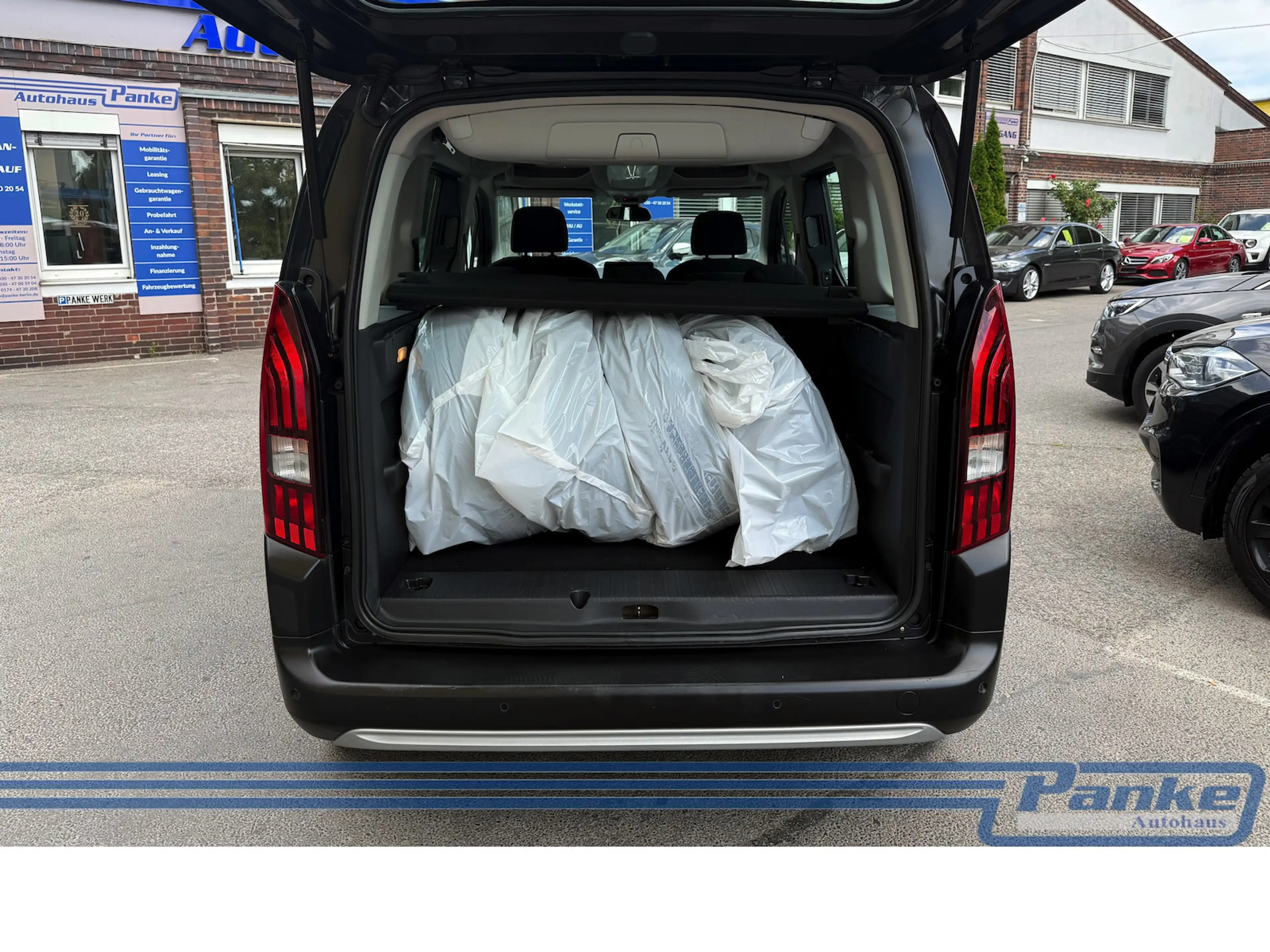 Peugeot Rifter Allure L1 EAT8 *Pano*TotW*PDC*Carpl*5Sitz — photo 12
