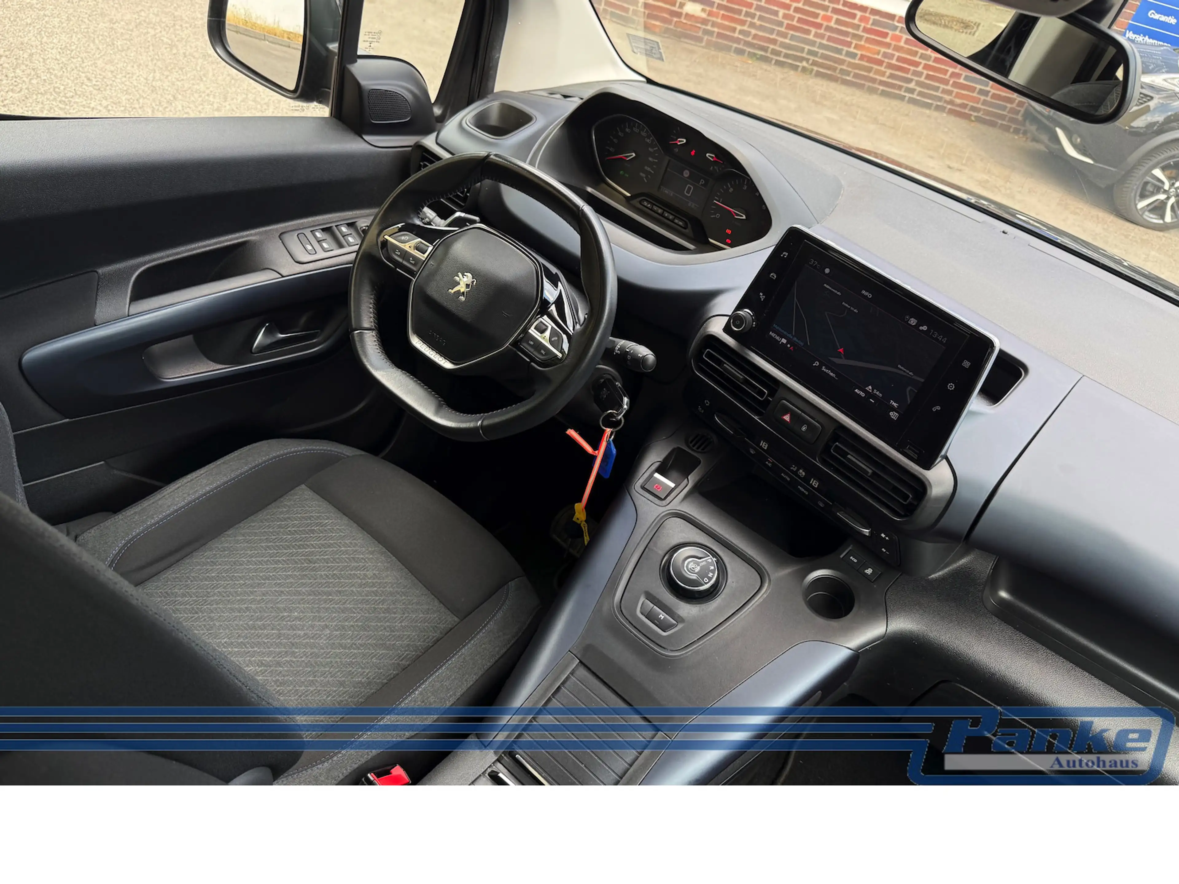 Peugeot Rifter Allure L1 EAT8 *Pano*TotW*PDC*Carpl*5Sitz — photo 3