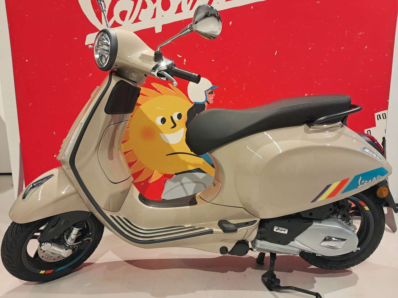 Vespa Primavera 50 S Bauletto + supporto omaggio