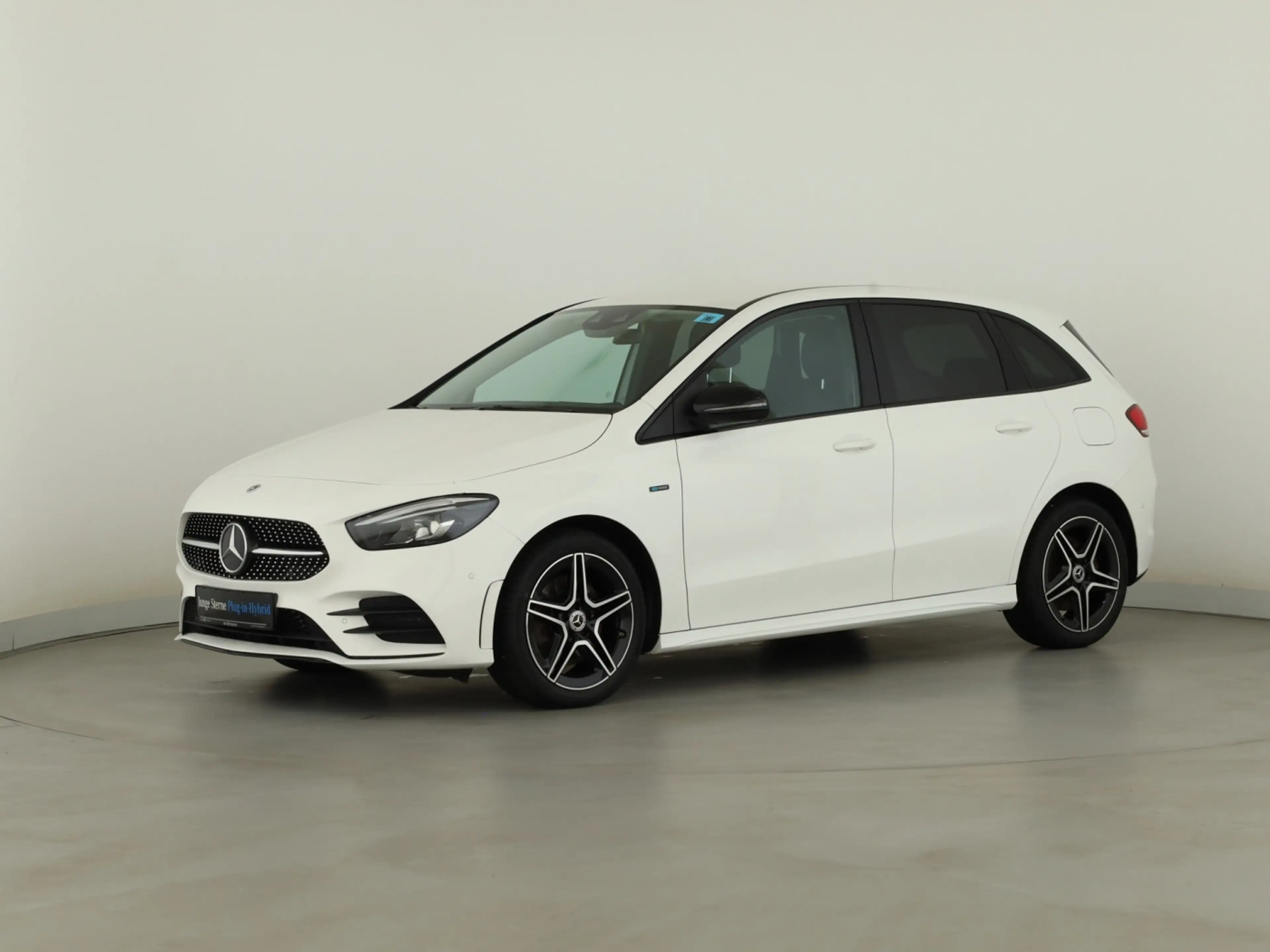 Mercedes-Benz B 250 e *AMG*LED*PDC*Kamera*Tempomat*Night*DAB** — photo 5