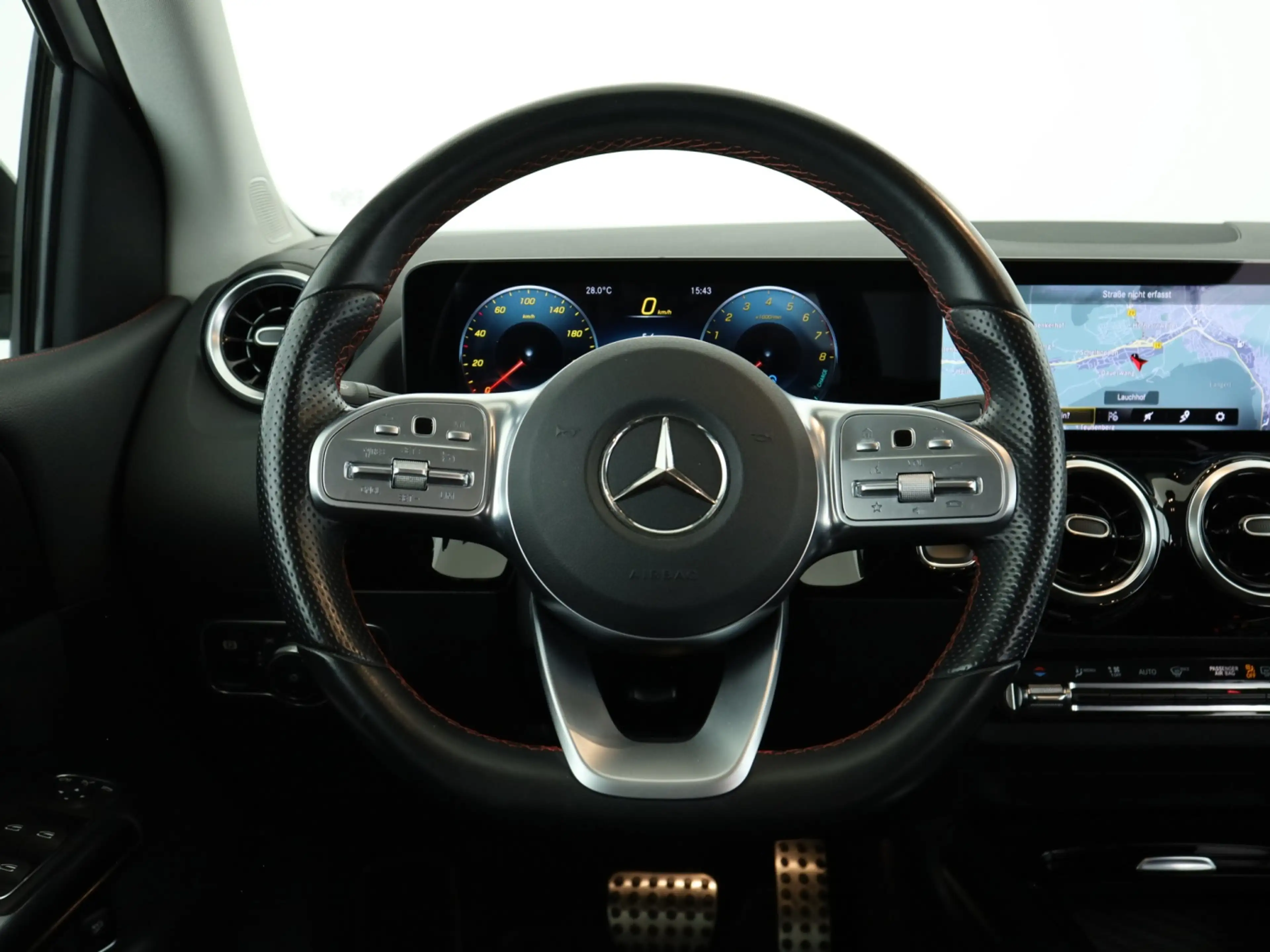 Mercedes-Benz B 250 e *AMG*LED*PDC*Kamera*Tempomat*Night*DAB** — photo 11