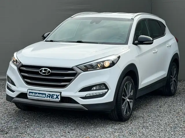 Hyundai TUCSON 1,6 TGDI 4WD "Passion" KAMERA AUTOMATIK