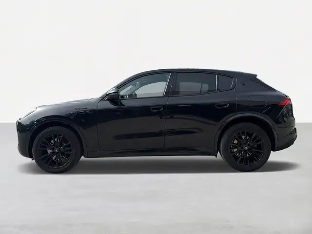 Maserati Grecale view 8