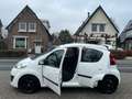 Peugeot 107 1.0 Black&White NL-AUTO-NAP. Wit - thumbnail 3