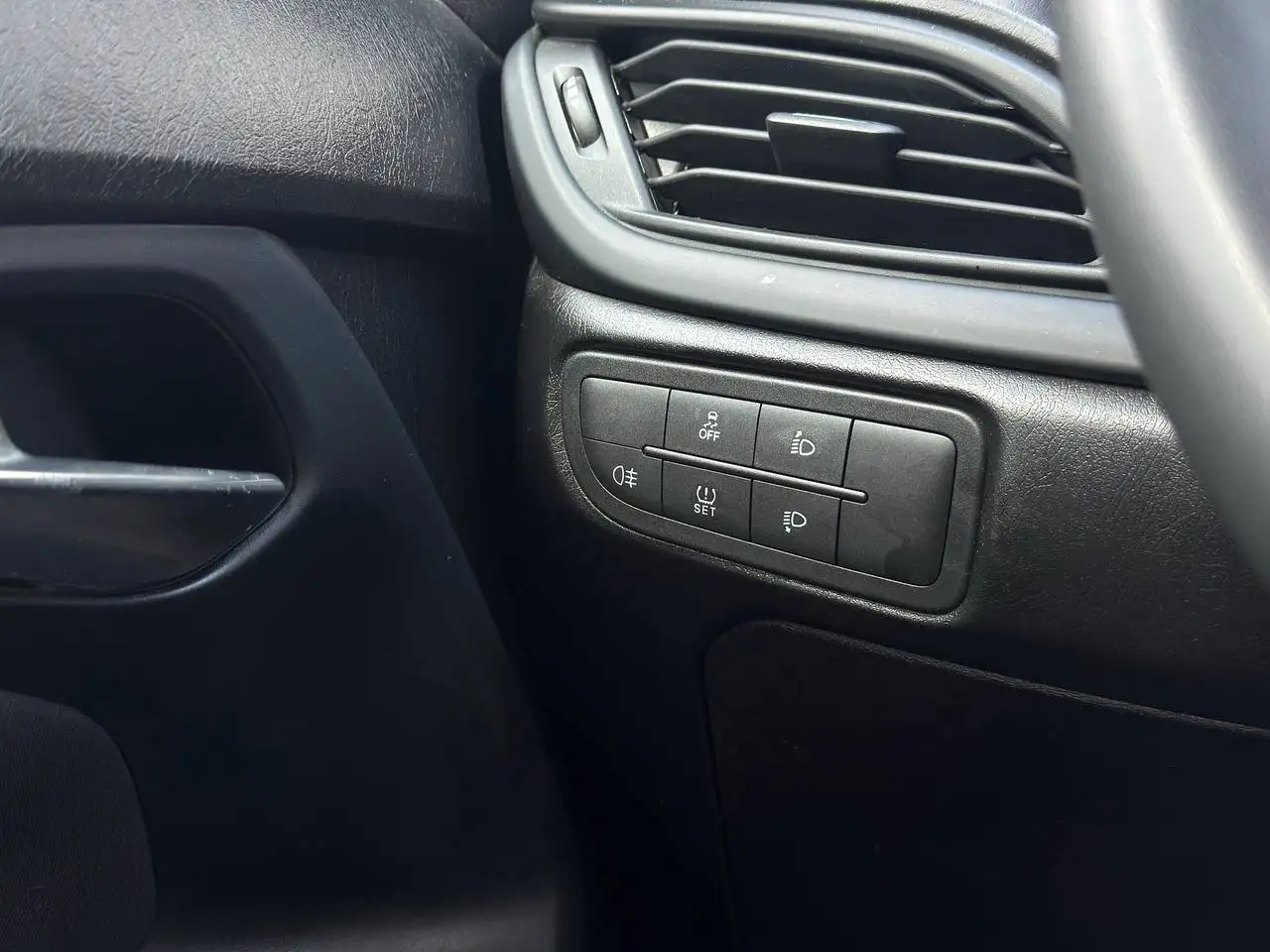 Fiat Tipo 1.0 BENZINE 2022 / CARPLAY / AUTO CLIMA / CRUISE CONTROL / 29.800KM !!, миниатюра 17