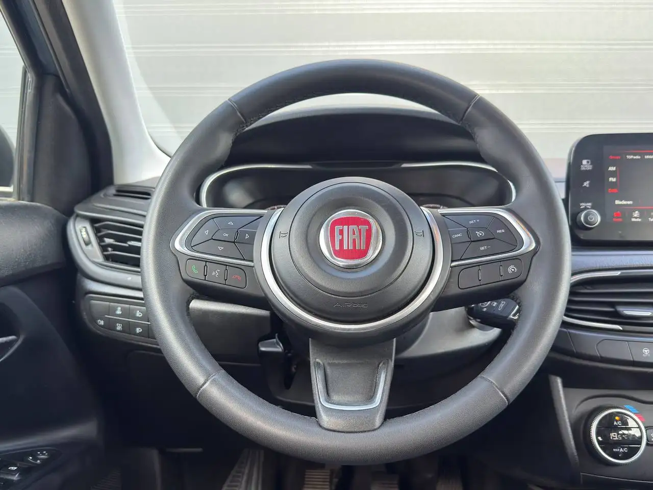 Fiat Tipo 1.0 BENZINE 2022 / CARPLAY / AUTO CLIMA / CRUISE CONTROL / 29.800KM !!, миниатюра 10