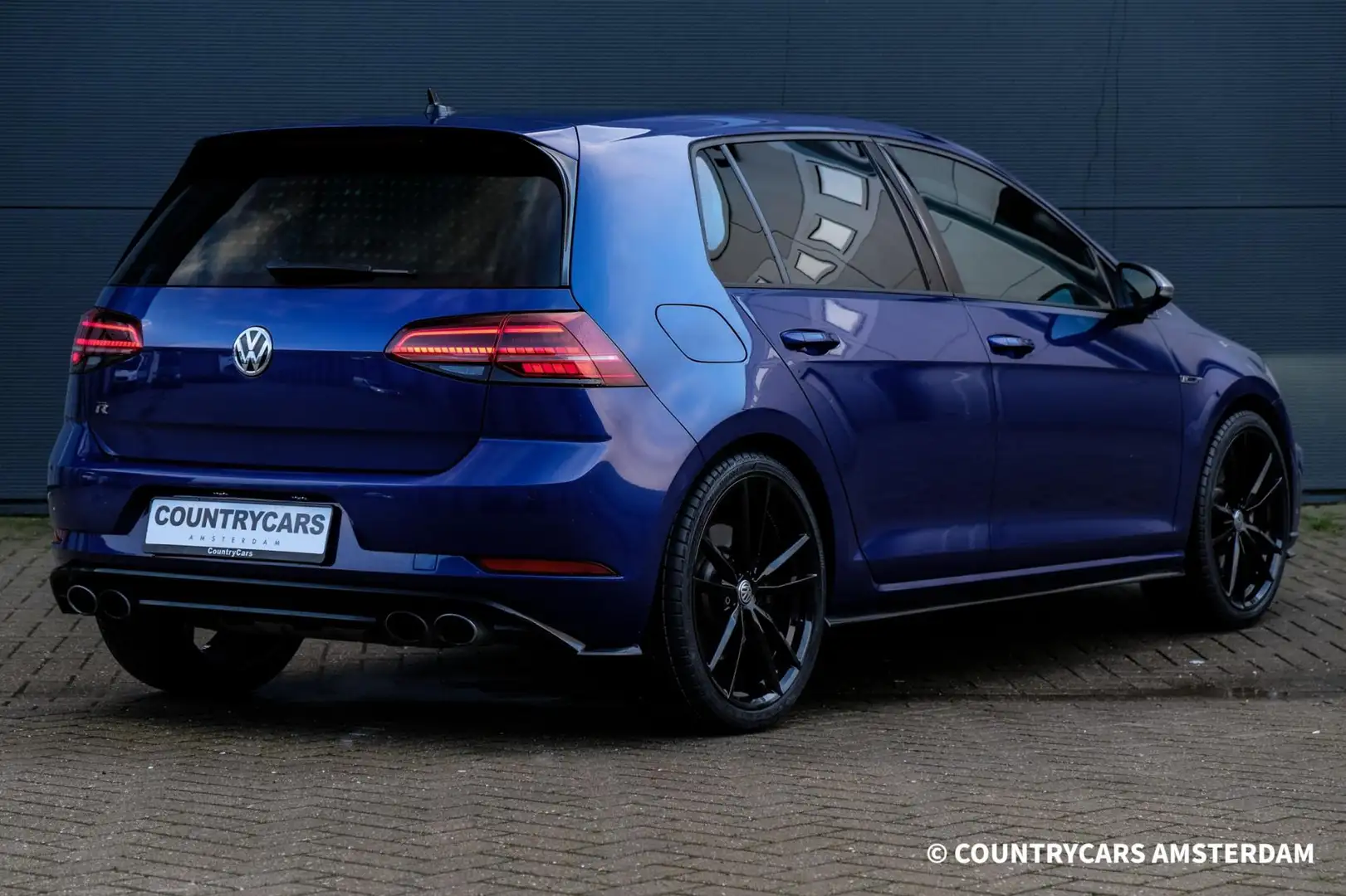 Volkswagen Golf 7.5 R 2.0 TSI 4Motion | VIRTUAL COCKPIT | ALCANTAR Bleu - 2