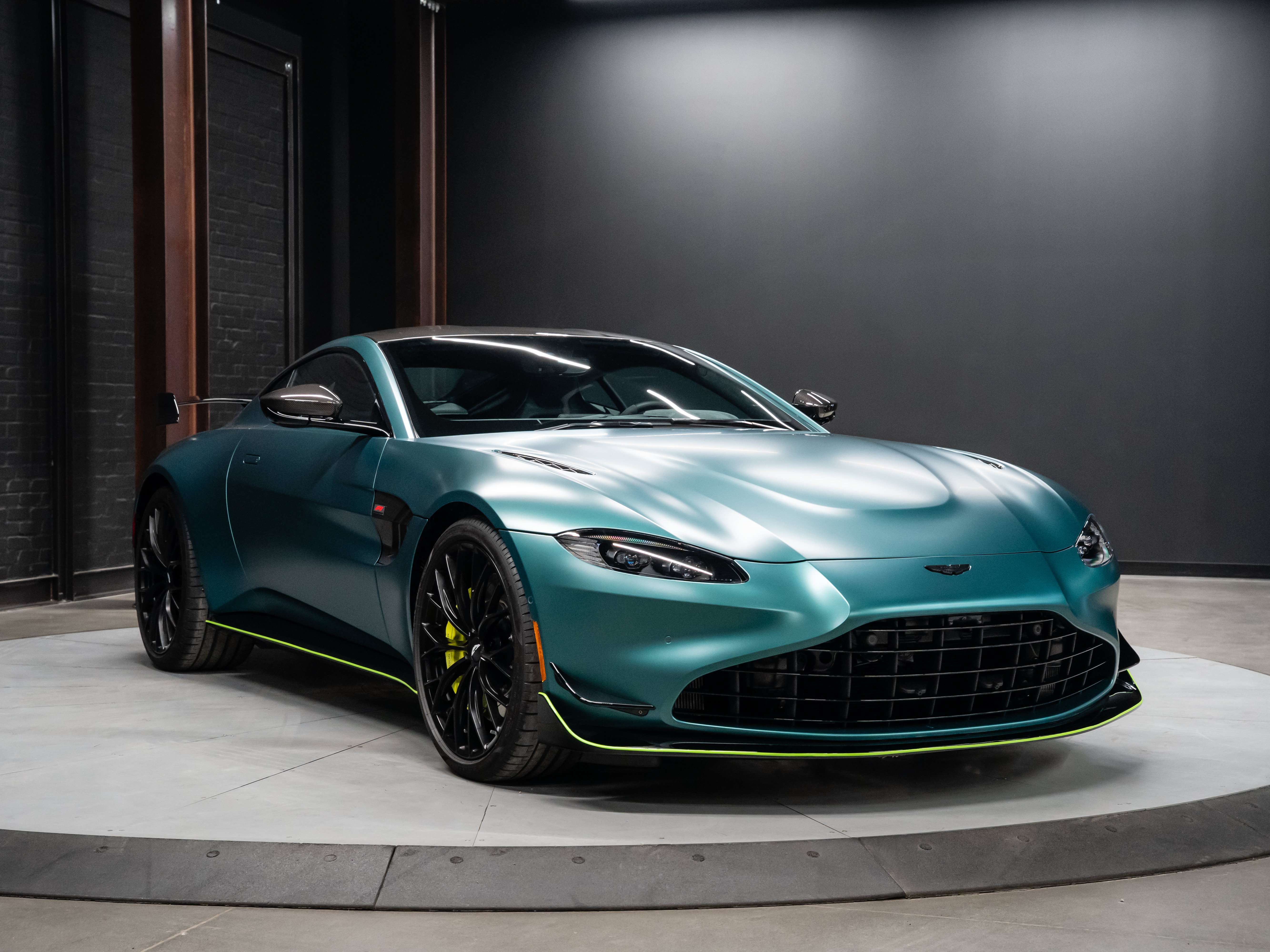 2023 Aston Martin Vantage Coupe