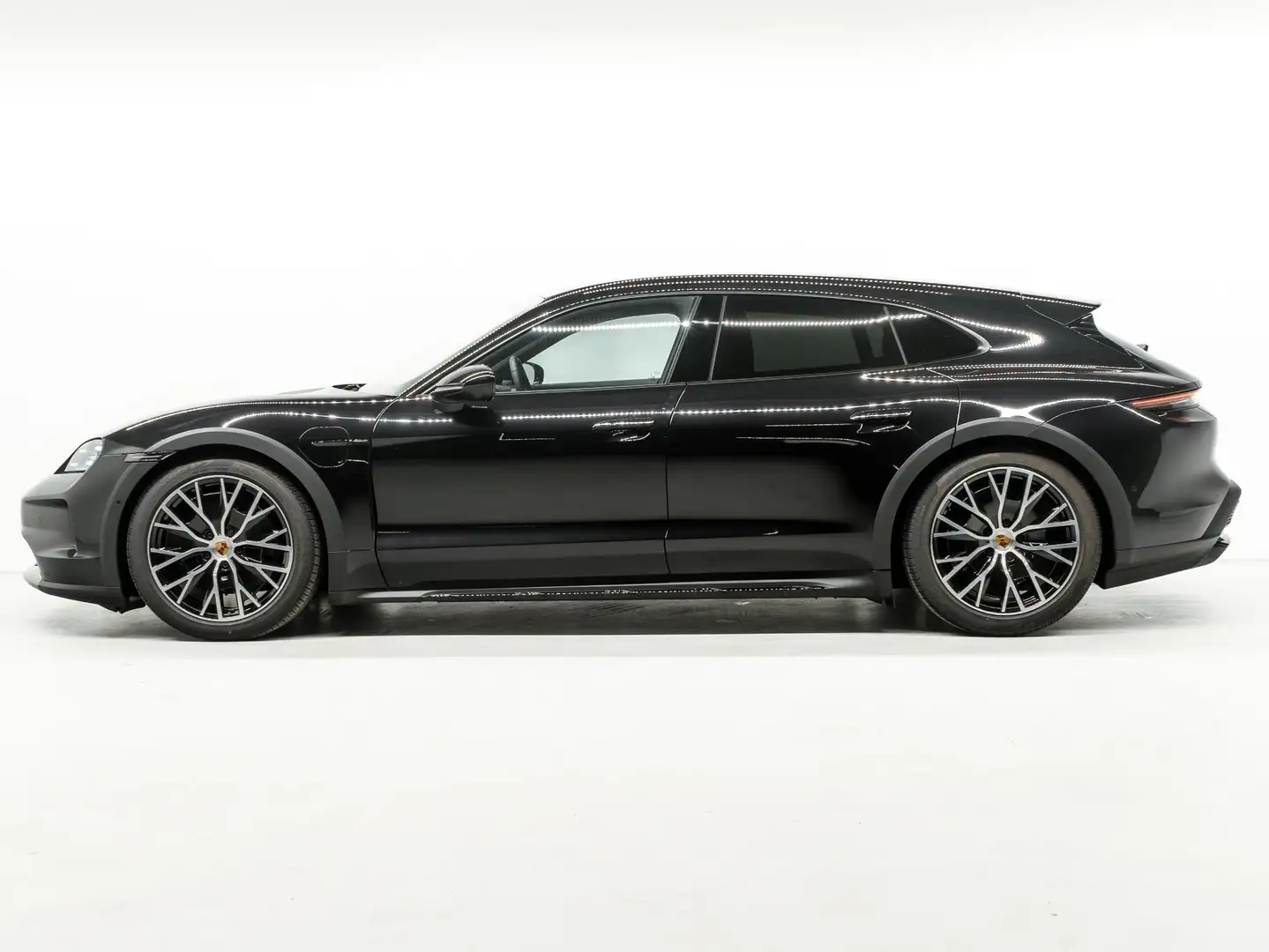 Porsche Taycan Cross Turismo 4 Schwarz - 2
