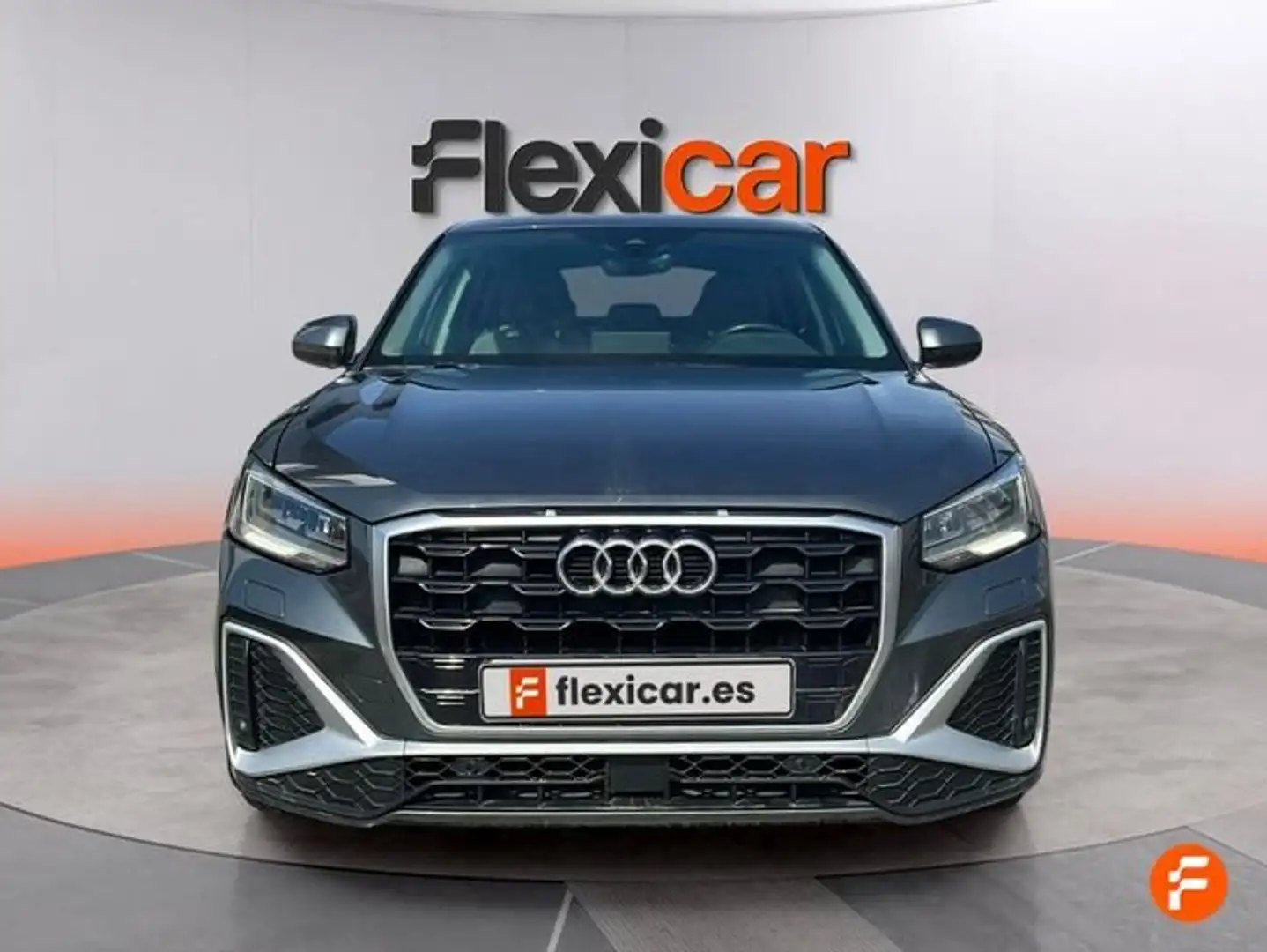 Audi Q2 30 TDI Black line 85kW Gris - 2