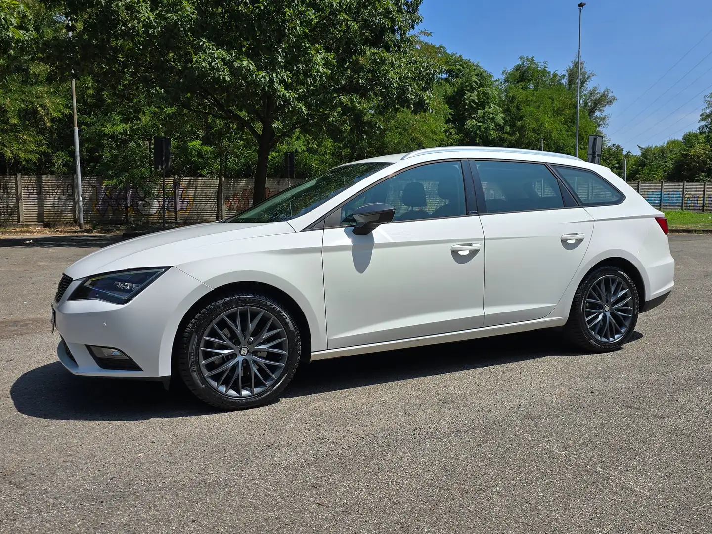 SEAT Leon Leon III 2013 ST ST 1.4 tgi Connect s Blanc - 2
