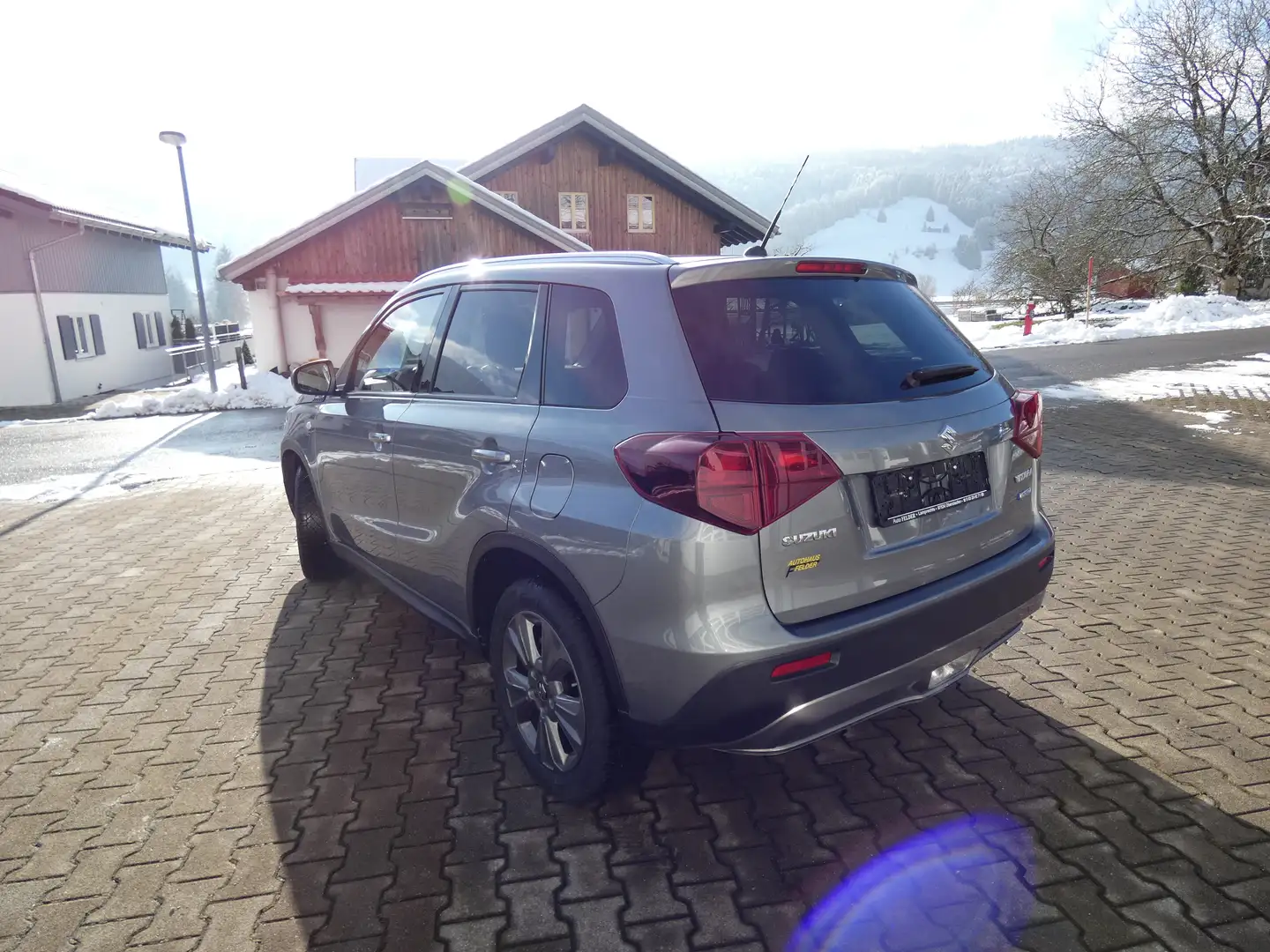 Suzuki Vitara M-Hybrid Comfort 4x4 *LED*SHz*RCam*Nv*ACC*MwSt.* Grau - 2