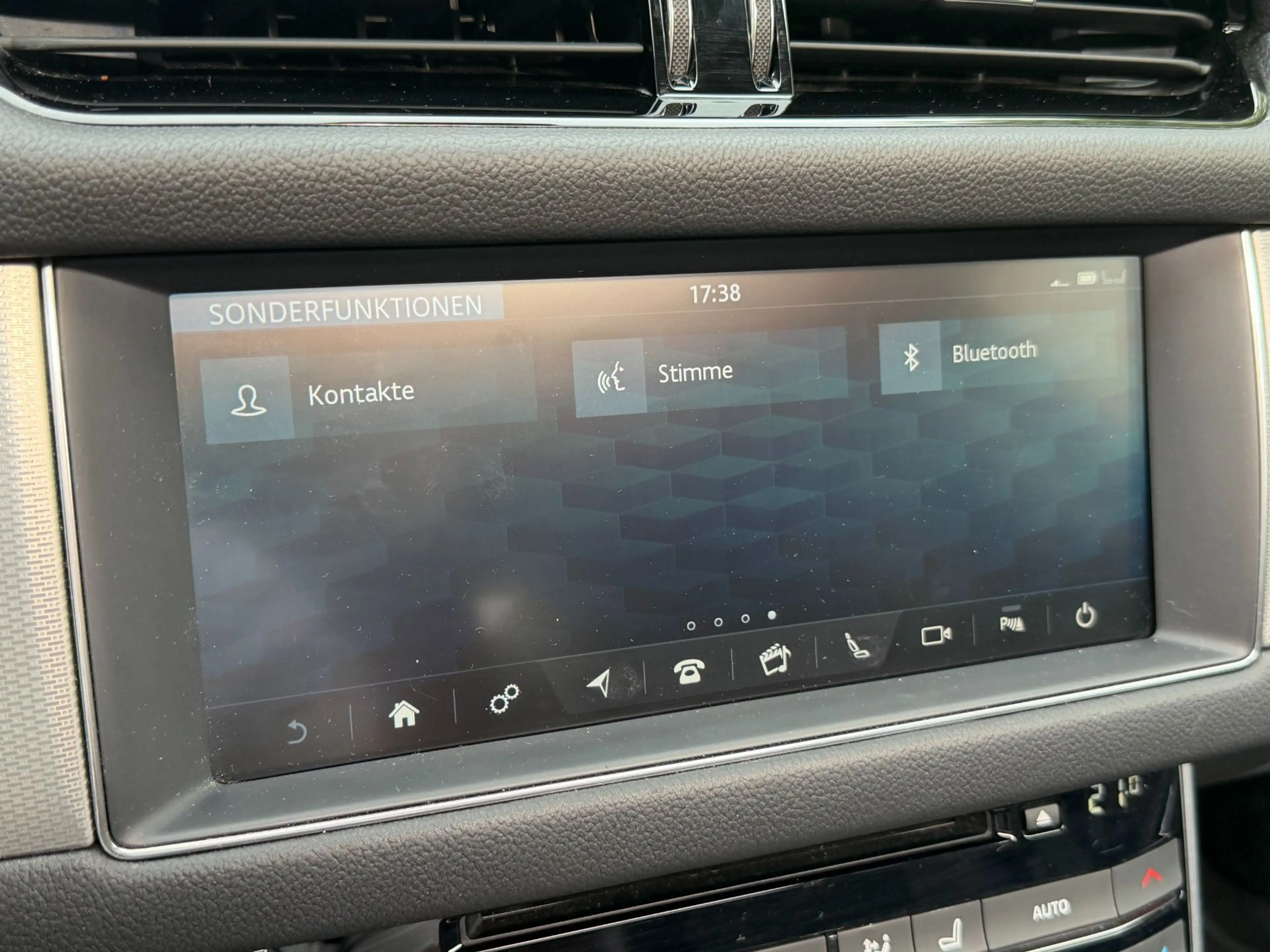 Jaguar XF Prestige 30d Pano*Leder*Digital — photo 14